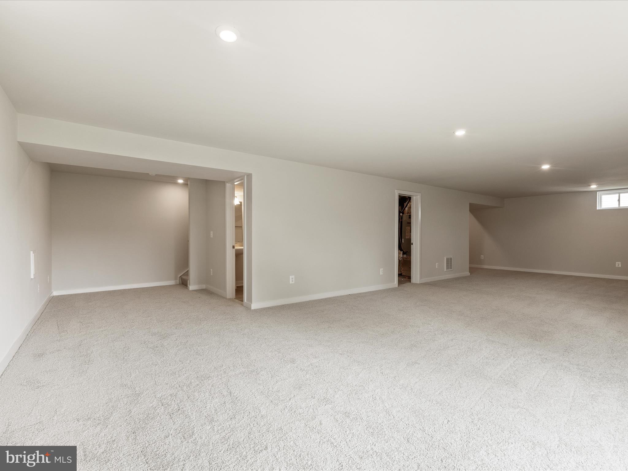 SOUTH BROOK - Residential