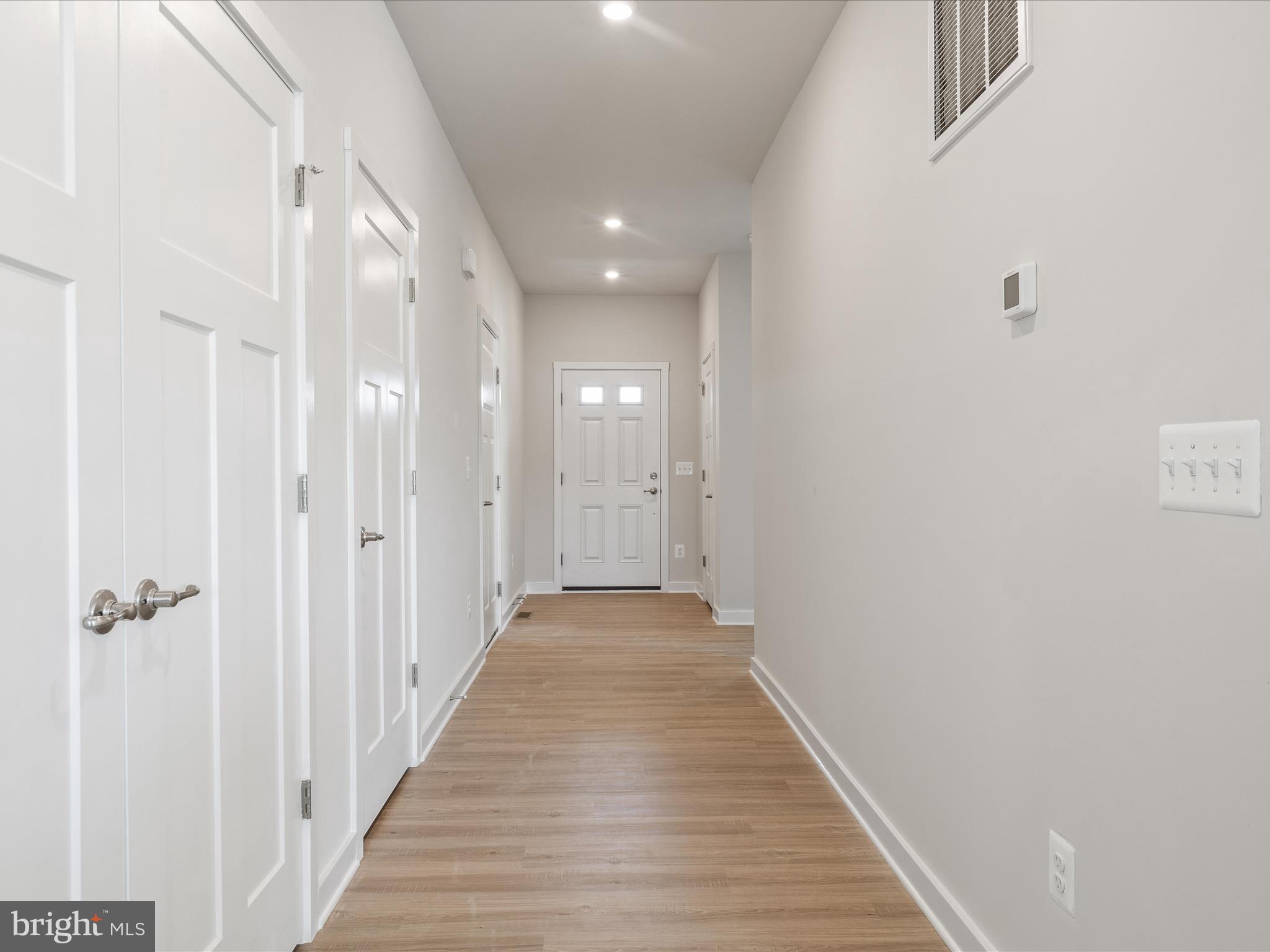 SOUTH BROOK - Residential