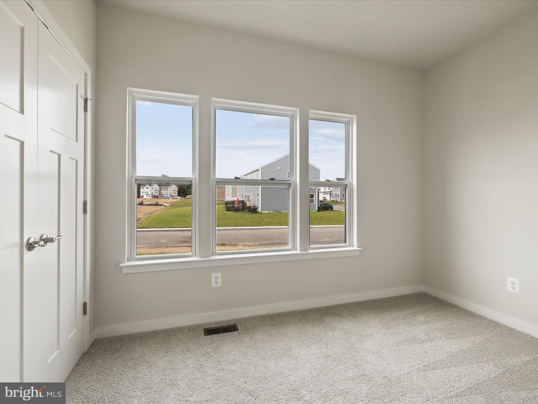 SOUTH BROOK - Residential