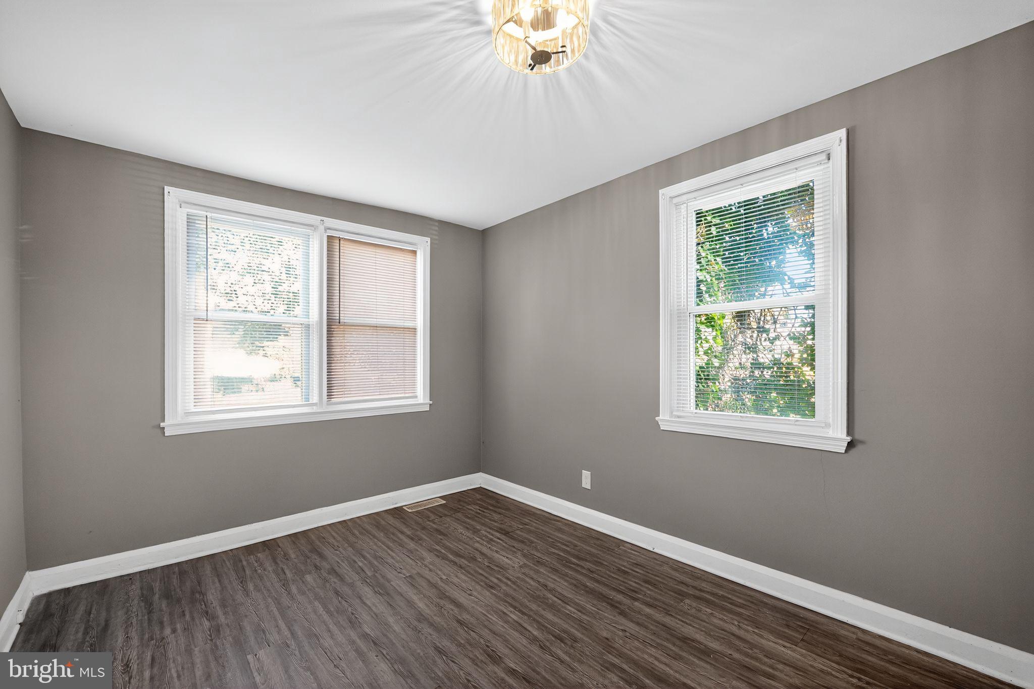 ROGNEL HEIGHTS - Residential