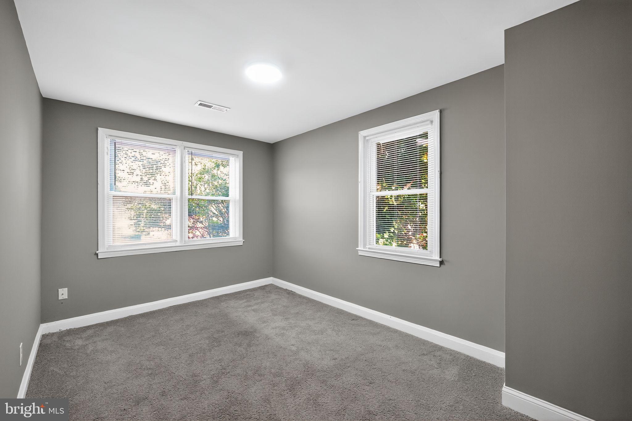 ROGNEL HEIGHTS - Residential