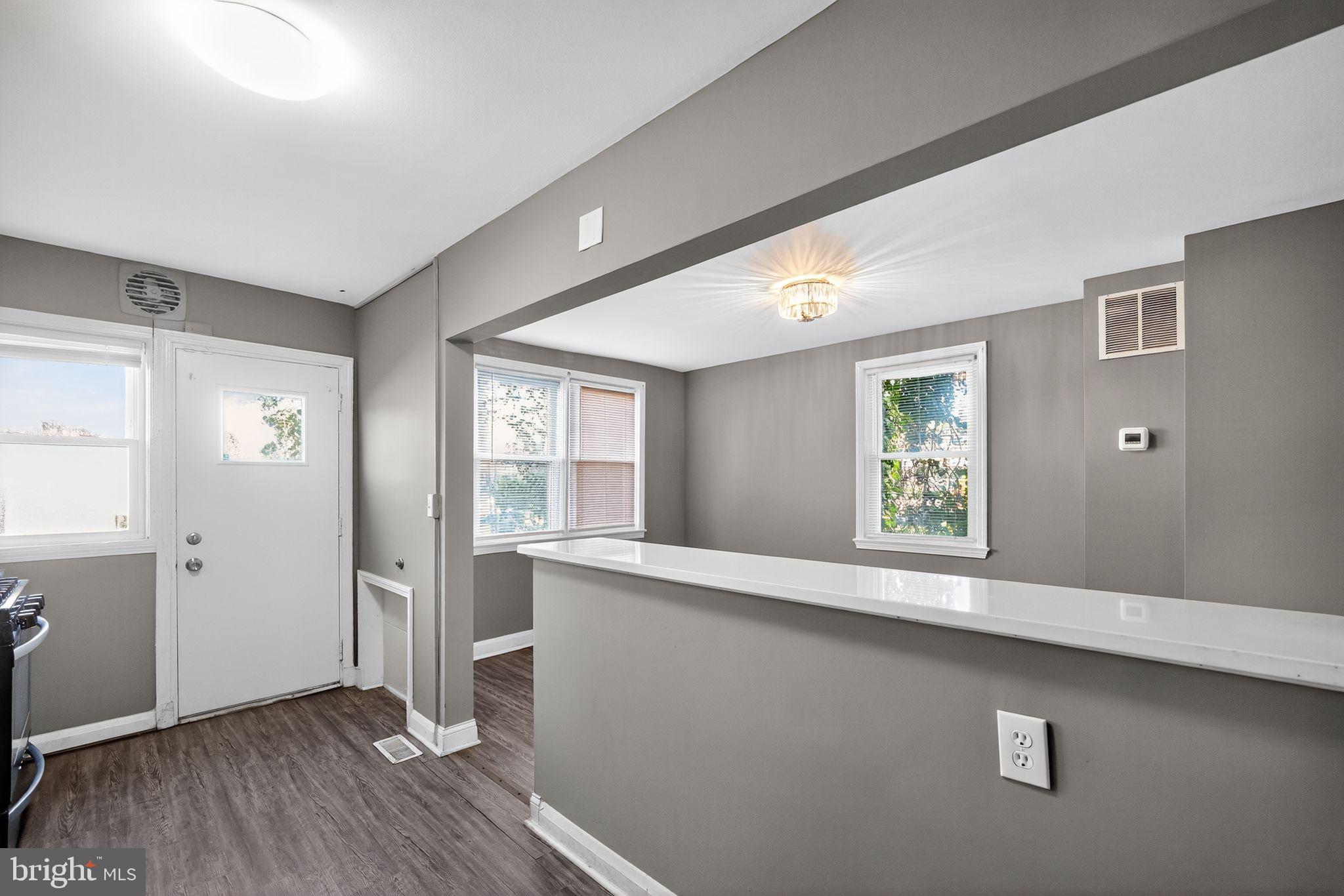 ROGNEL HEIGHTS - Residential