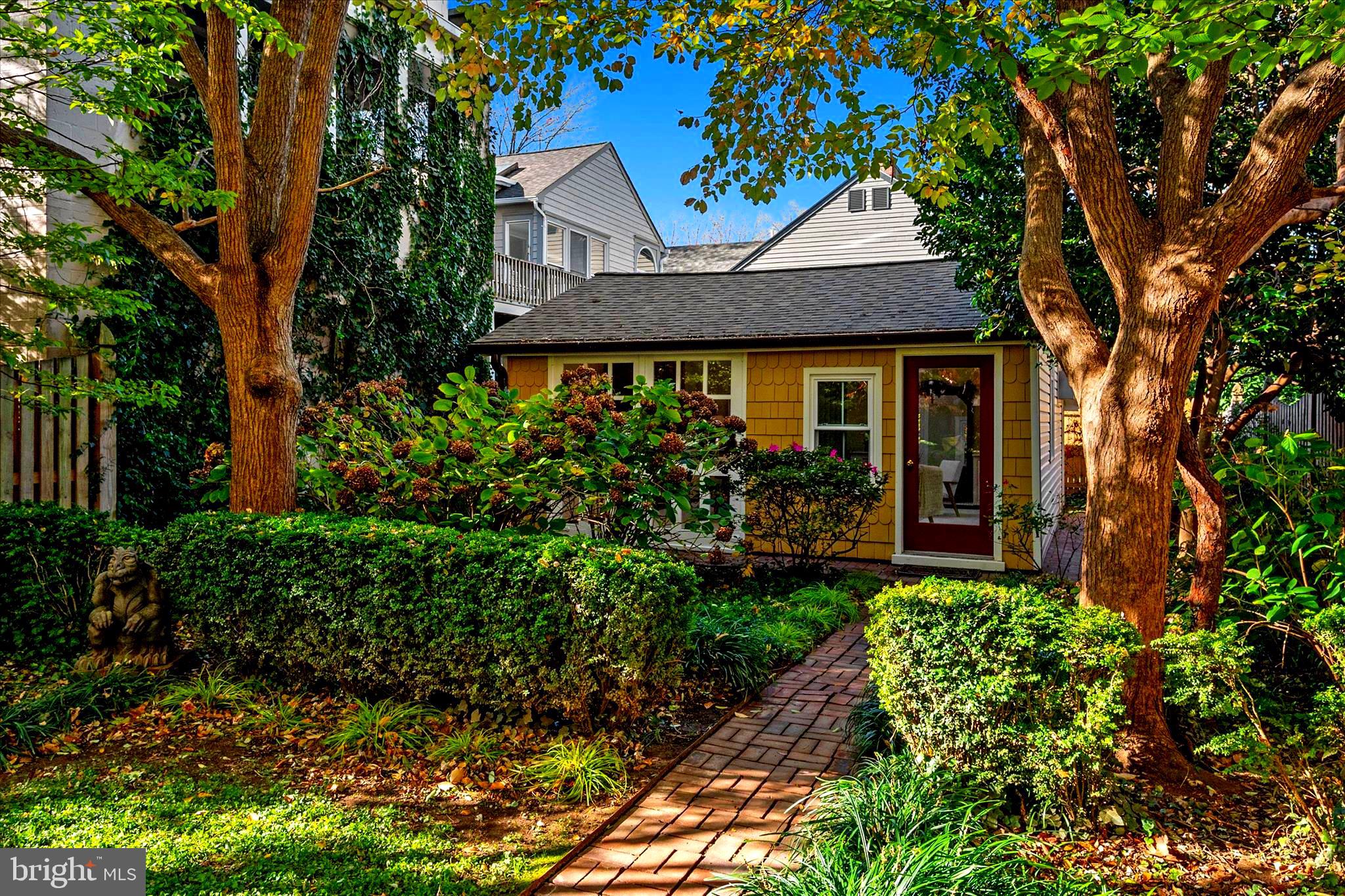 EASTPORT - Residential