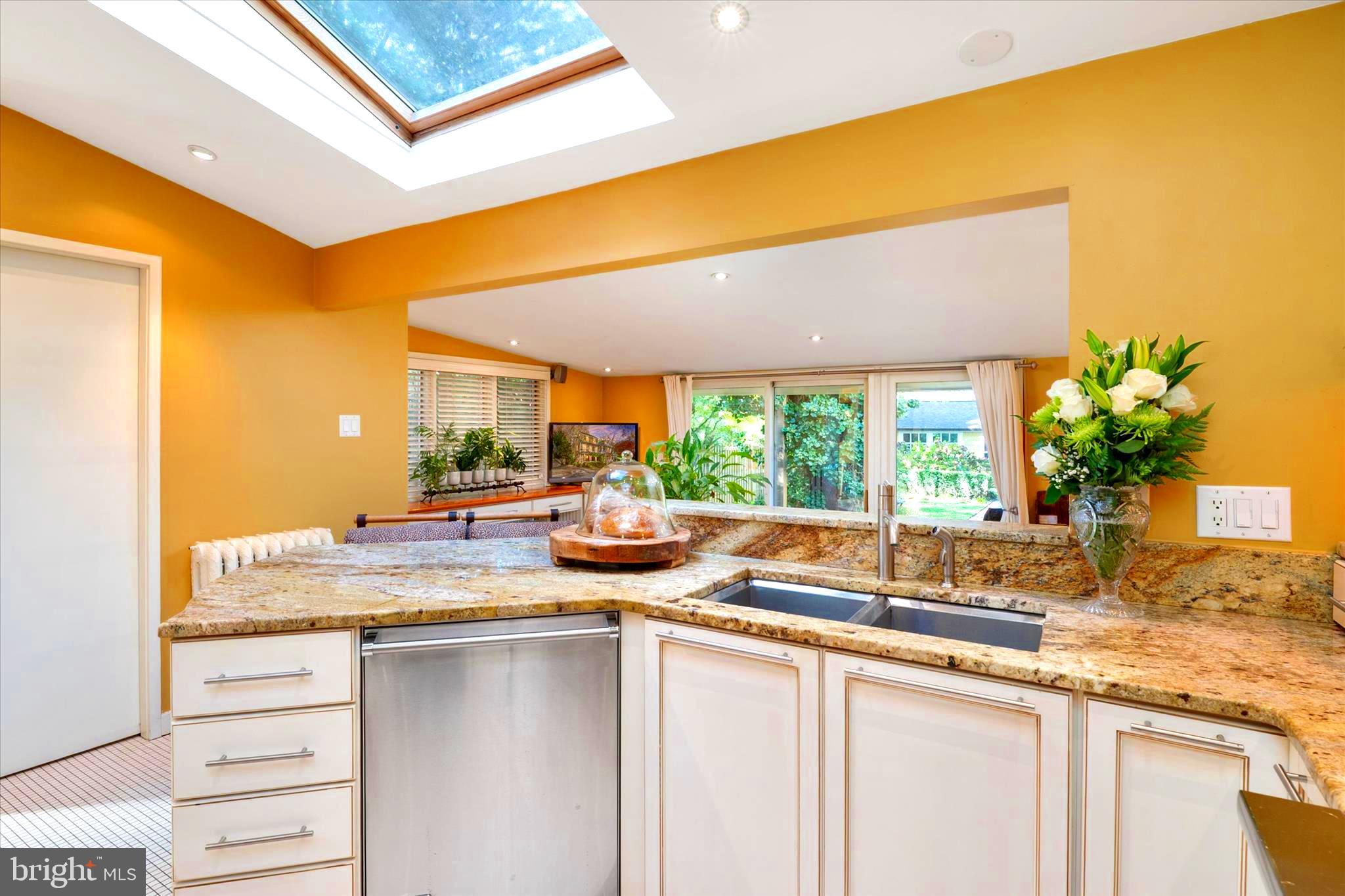 EASTPORT - Residential