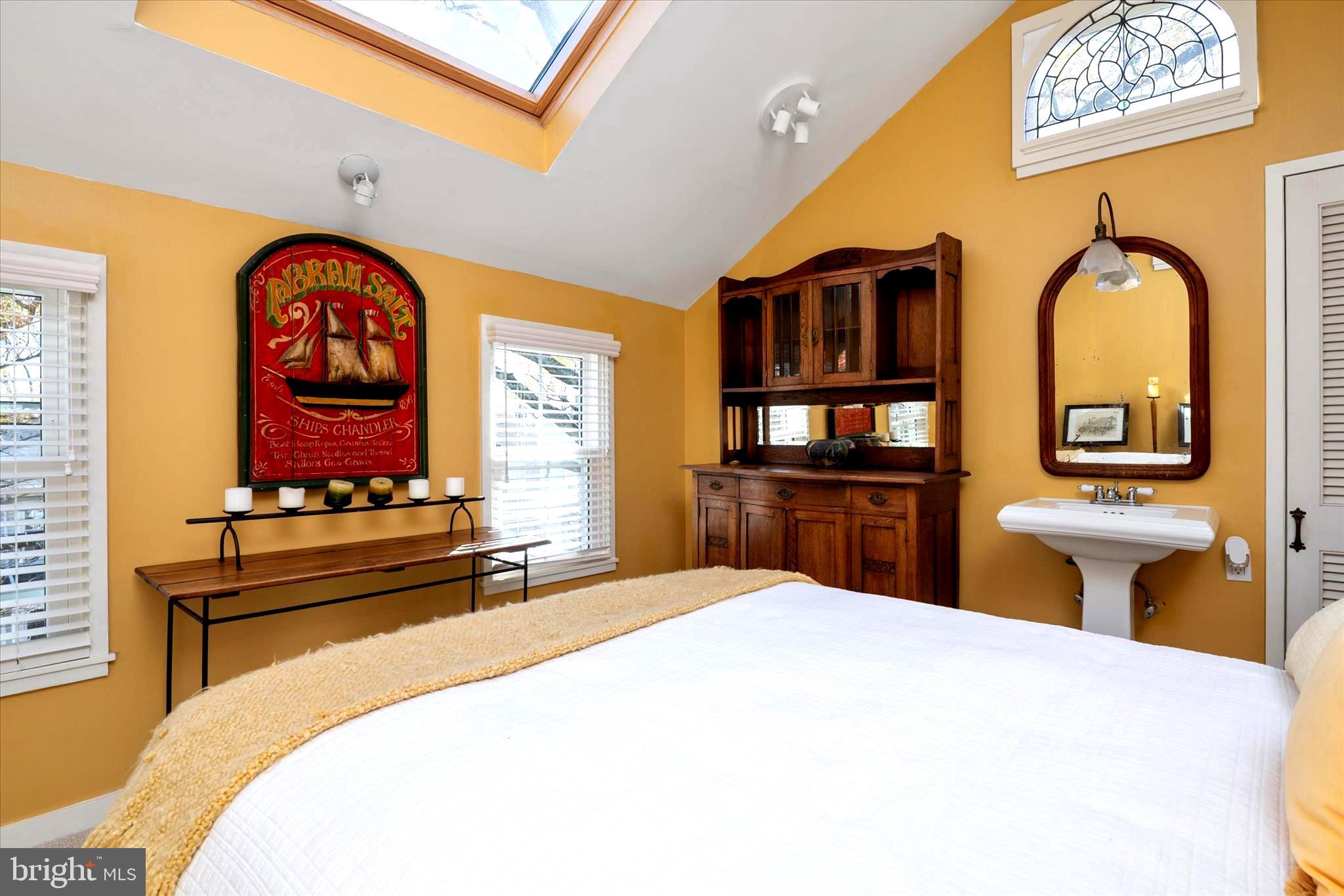 EASTPORT - Residential