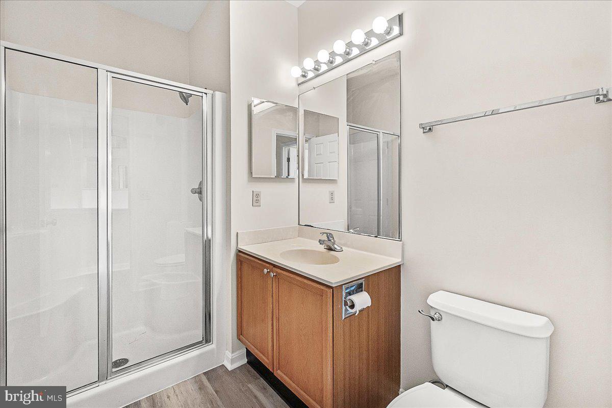 WATERSIDE - Residential