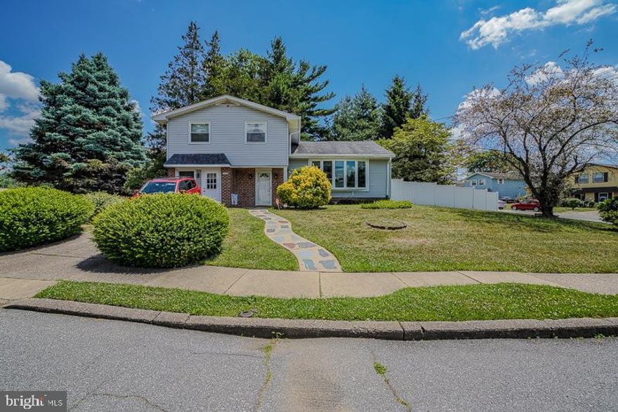 Beautiful move in condition corner split single in prime Pine Valley , right off Bloomfield rd . 2 car driveway with plenty of street parking . Lovely slate/concrete walkway to covered front door . Enter into a large mirrored foyer , ceramic tiled floor , large coat closet . Powder room with tiled flooring , pedestal sink . Family room with carpets ,wood burning stone fireplace ,  slider out to a multi level deck recently re stained . Garage was converted to living space for that potential 4th bedroom / home office / In law / rec room / . with carpets and separate entrance door . Couple of steps off hall down to a finished basement with new carpets /Sheetrock /lighting . (Can also potentially be a bedroom / office / den / rec room) . Basement  aundry room with new wash tub and hvac . 200 amp breaker box for all your needs . Step up to main level ,large formal living room with carpets , mirrored accent wall , newer bay window (2017) . Formal dining with hardwood flooring , recessed lighting , and large open window . Eat in kitchen with vinyl flooring , newer stainless steel  gas range , s/s refrigerator ,dishwasher, microwave shelf . Child proof garbage disposal, instant hot water tap . Top floor has hall bath with ceramic tiled floor, walls, and bathtub . Hall linen closet . Bedroom 1 with carpets and closet . Bedroom 2 with carpets , ceiling fan and closet . Master bedroom with ceiling fan , wall in closet , carpets , modern master bath with ceramic tiled flooring tiled walls to ceiling and pocket door . Tilt in windows 2nd Fl ,  roof (2007) . Hvac and c/ a in 2016 . Great yard ,property goes to tree line , several feet beyond fence . Multi level 400 Sq ft deck , patio area . Covered porch area . Gutters (2018) . Storage shed . Schedule your viewing today !
