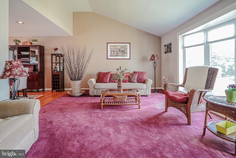 PINE VALLEY - Residential