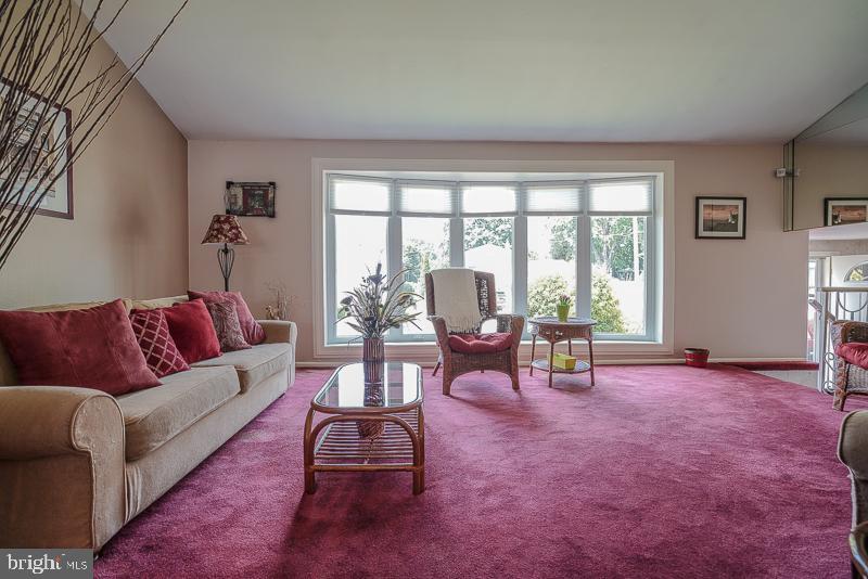 PINE VALLEY - Residential