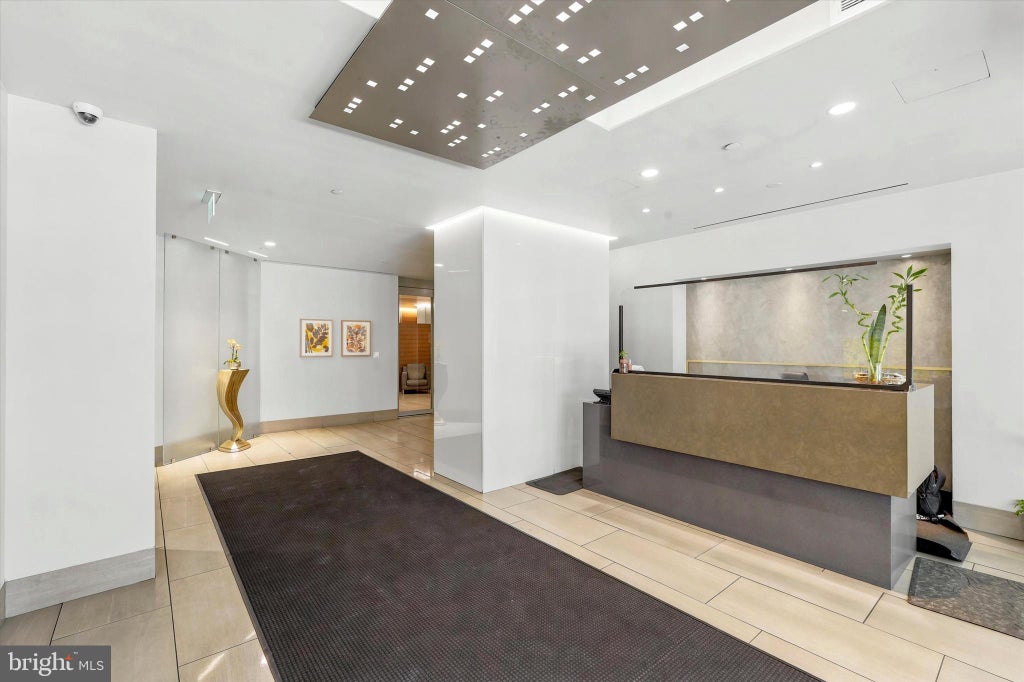Photo of 2018 - 32 Walnut Street #23EF, PHILADELPHIA, PA 19103 (MLS # PAPH2630818)