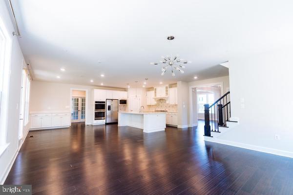 OAK CREEK CLUB - Residential Lease