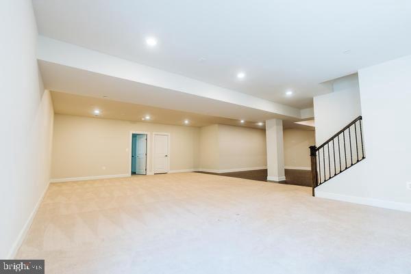 OAK CREEK CLUB - Residential Lease