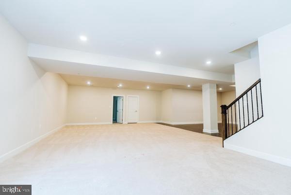 OAK CREEK CLUB - Residential Lease