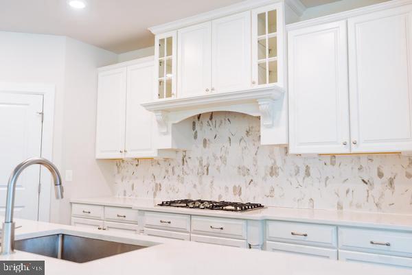 OAK CREEK CLUB - Residential Lease