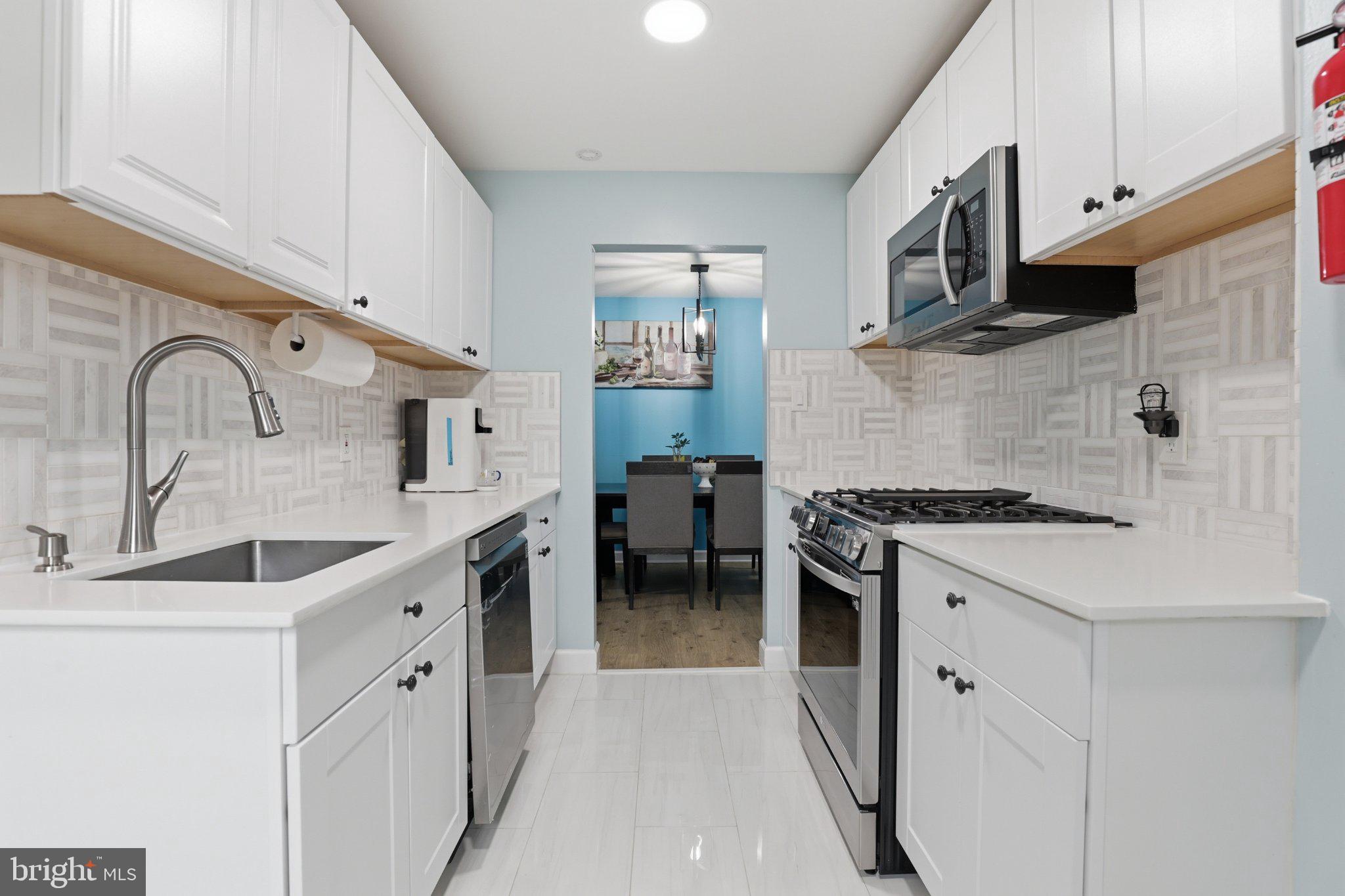 5913 MAYFLOWER COURT 101