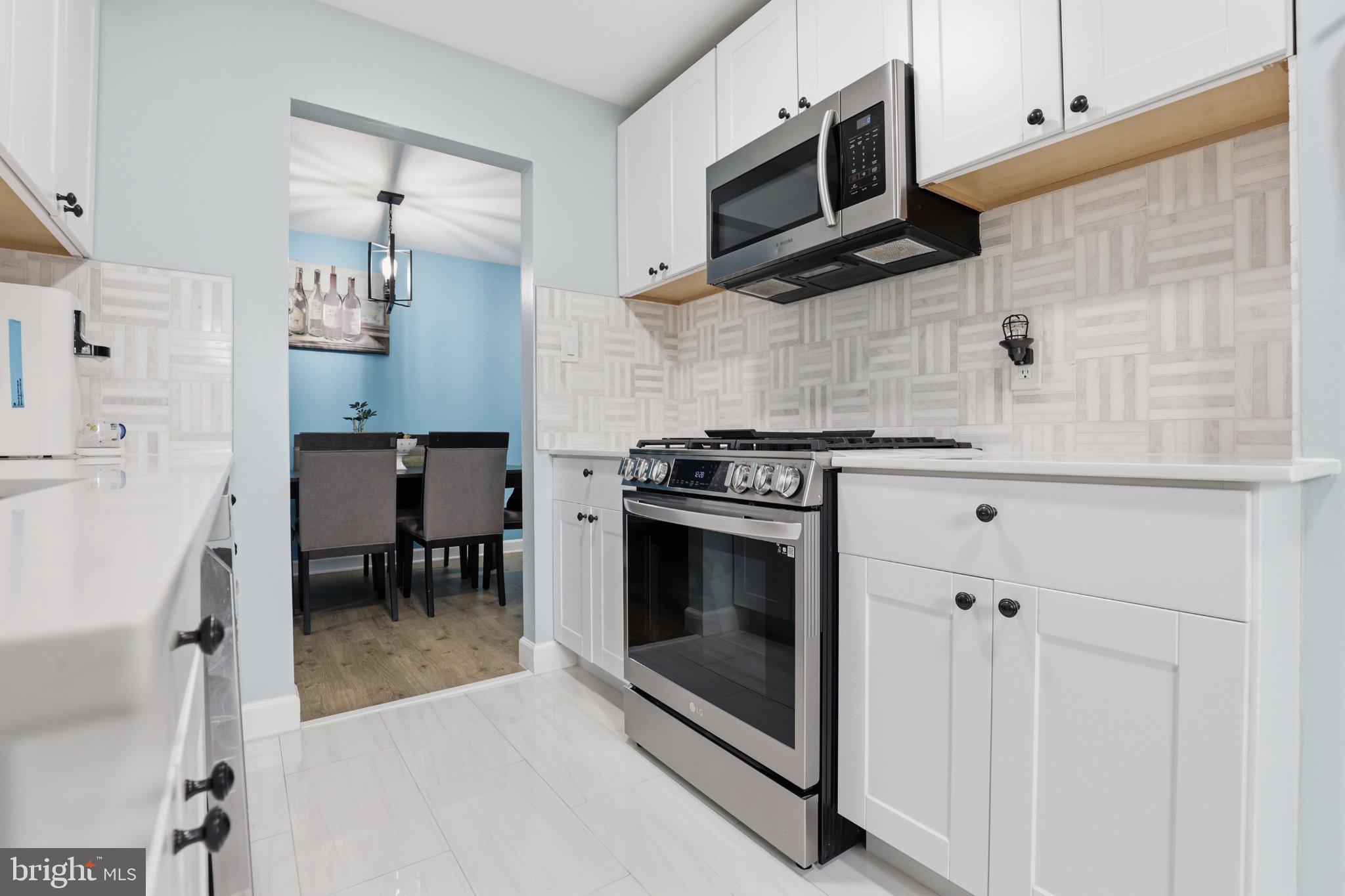5913 MAYFLOWER COURT 101