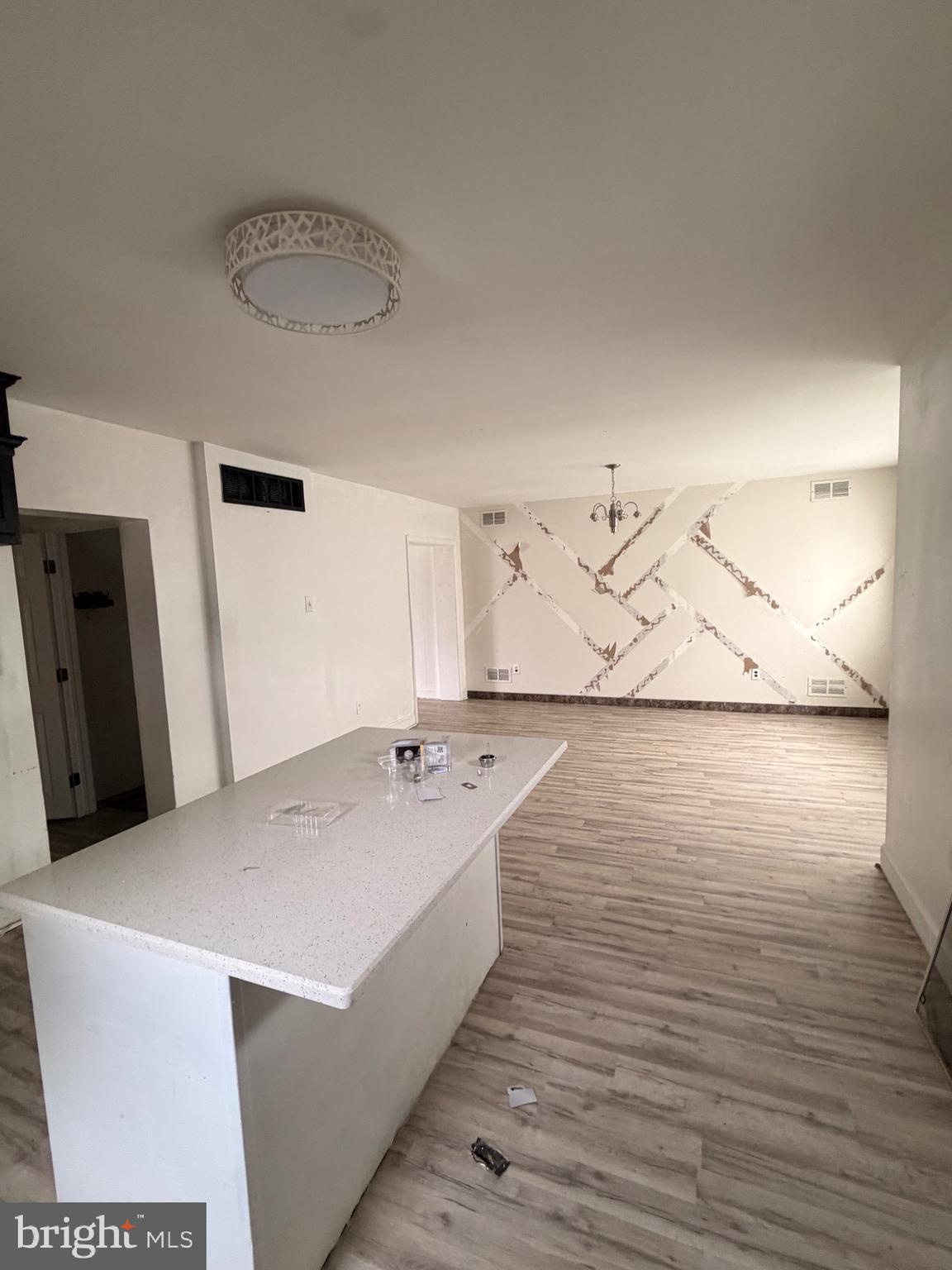 113 W VAN BUREN AVENUE