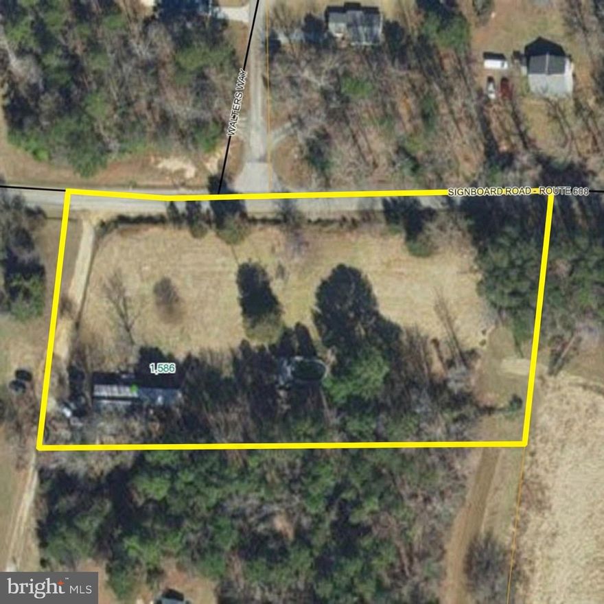 1.8 acres on Signboard Road.
Currently improved with a 1986 singlewide that is occupied. Property includes a bored well, existing septic system, shed and power already in place. The lot is mostly flat and appears to have FiOS available at the road. This is a solid opportunity for a renovation project, rental investment, or new construction. All improvements convey as-is. RV does not convey and will be removed prior to closing. Convenient location — under 1 hour to Charlottesville and approximately 35 minutes to Short Pump