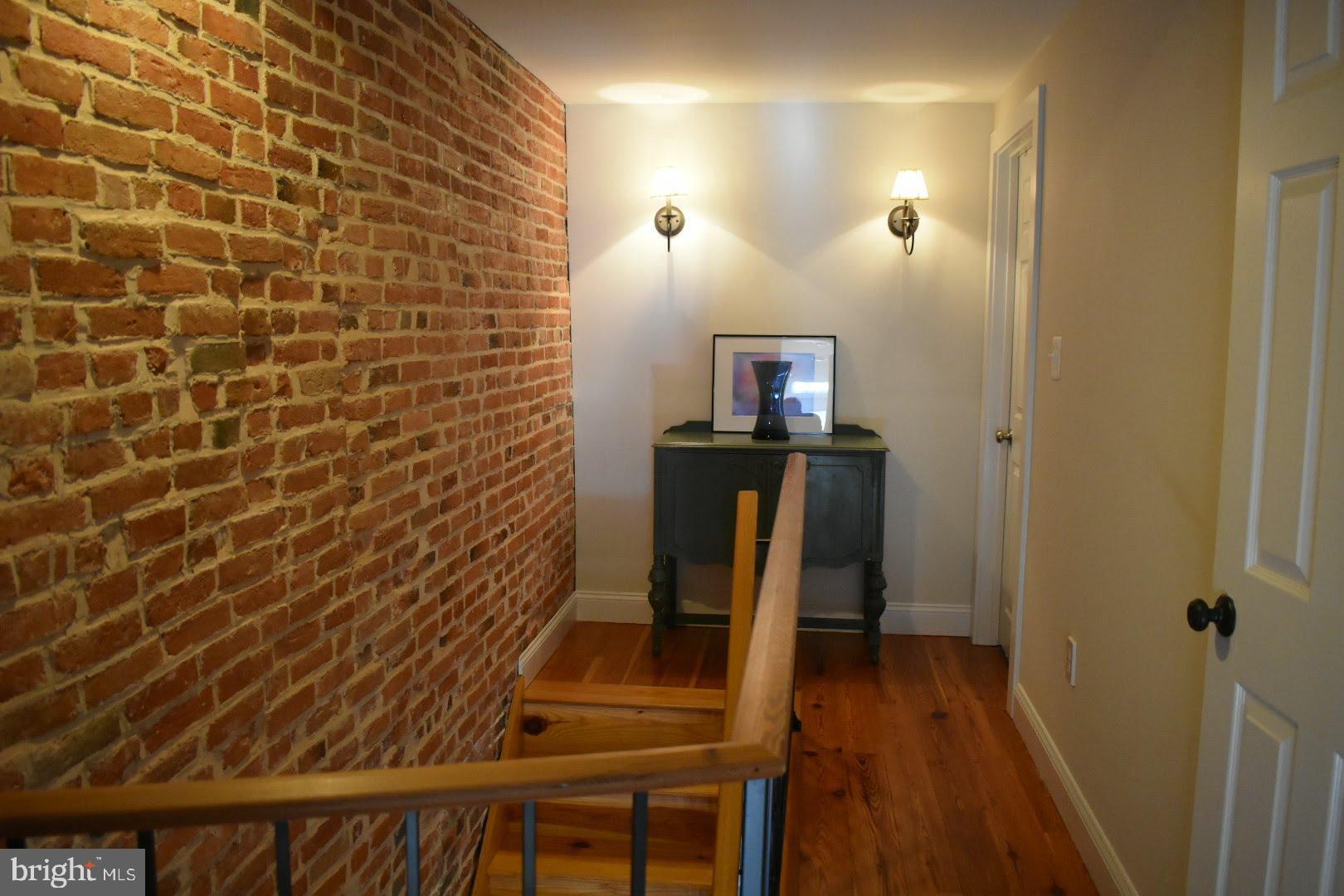 FEDERAL HILL HISTORIC DISTRICT - Residential Lease