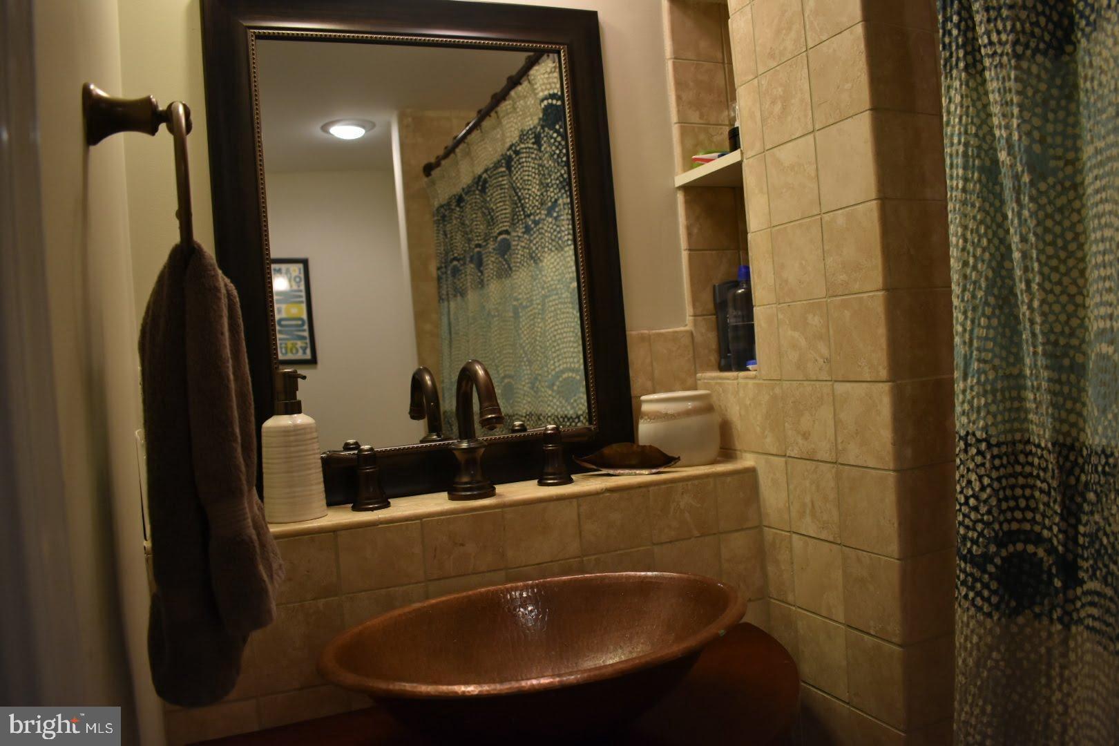 FEDERAL HILL HISTORIC DISTRICT - Residential Lease