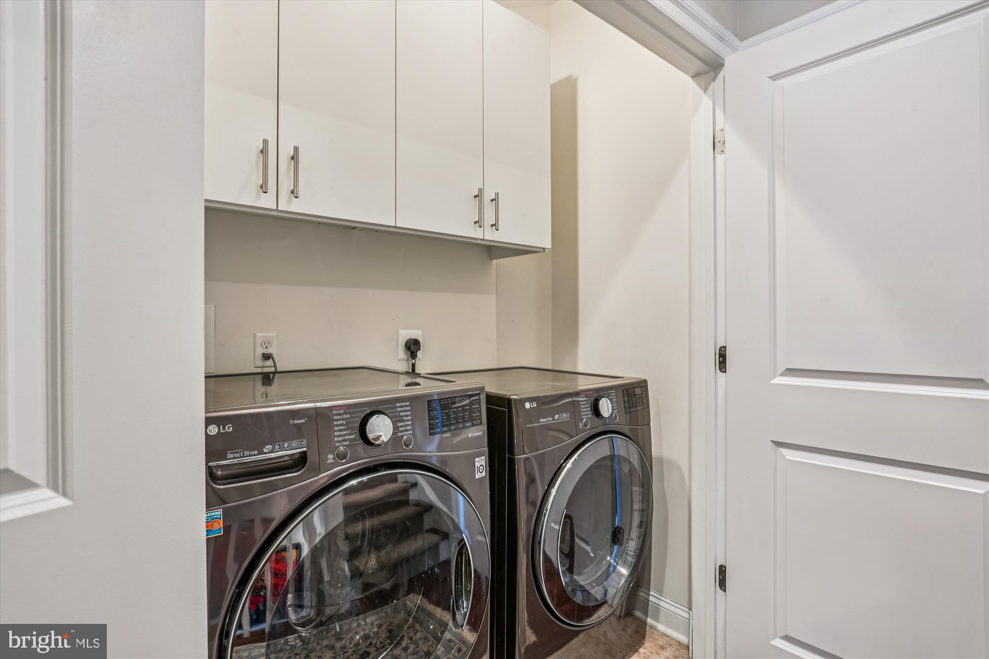 SYMPHONY PARK - Residential