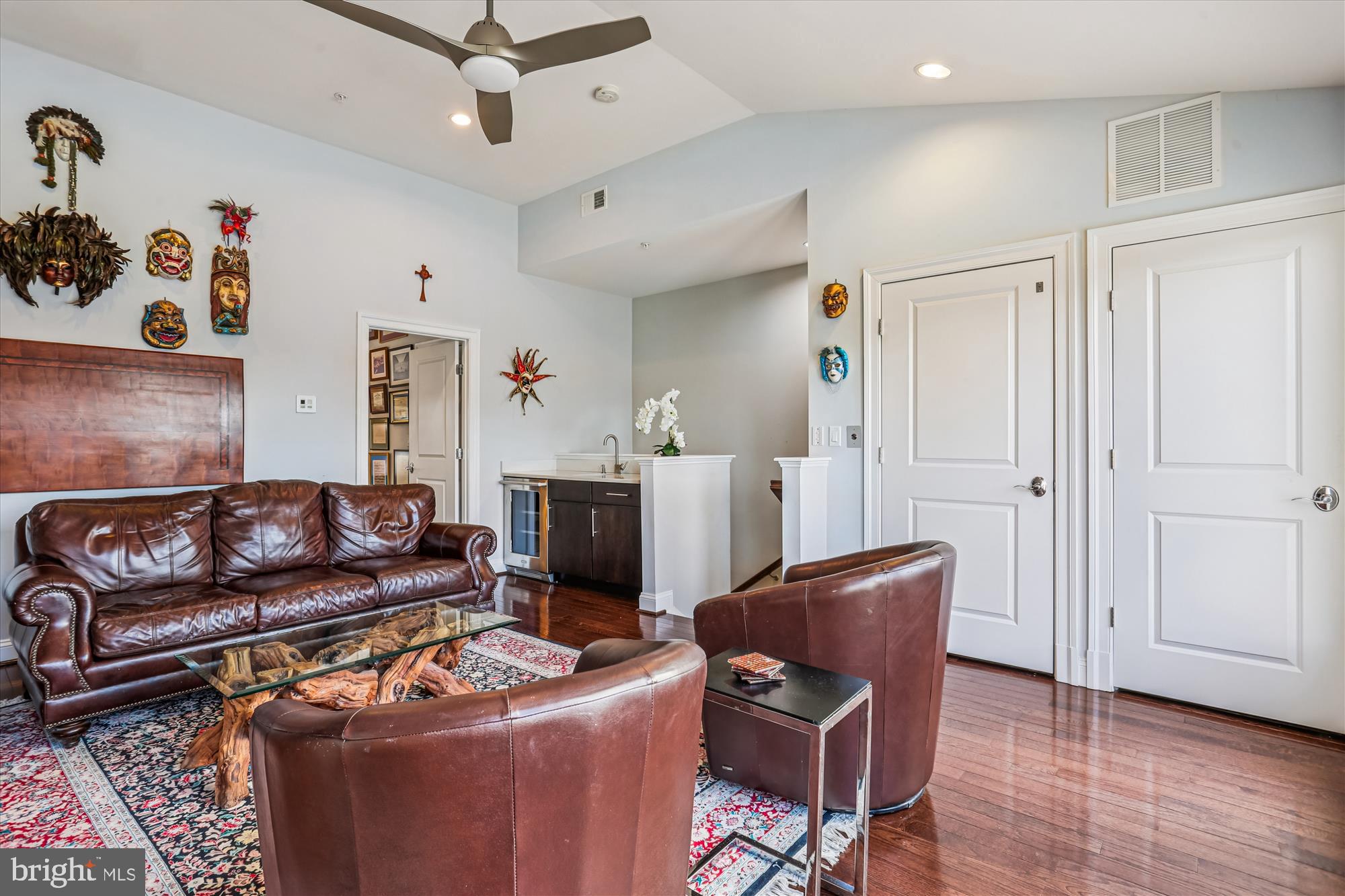 SYMPHONY PARK - Residential