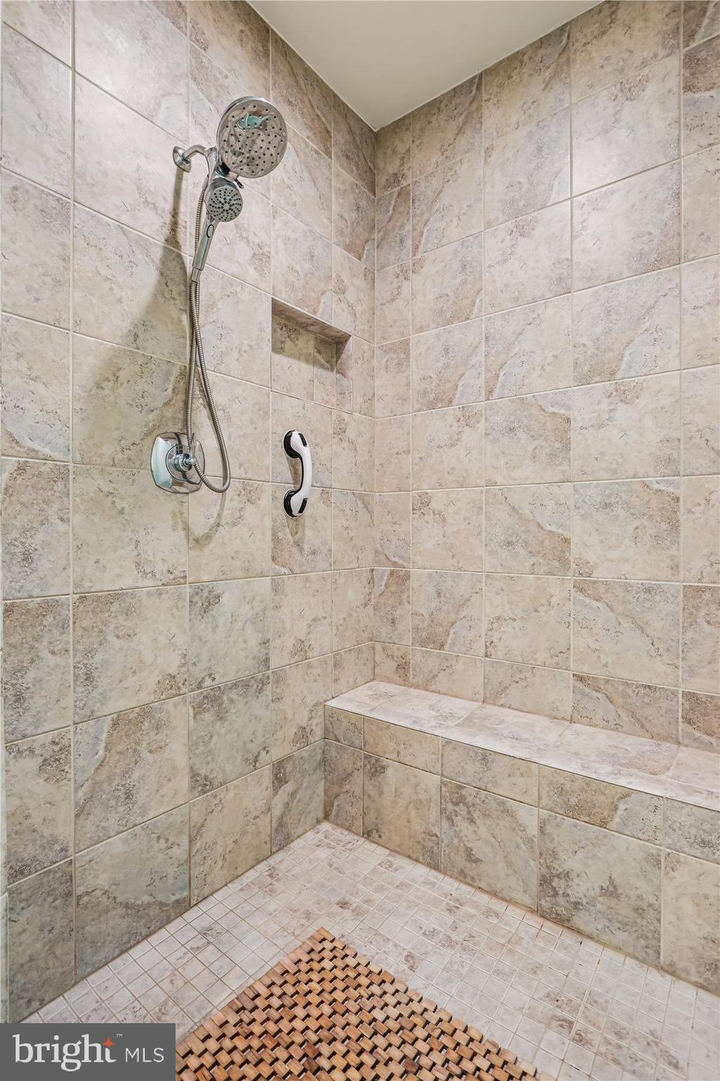 SYMPHONY PARK - Residential