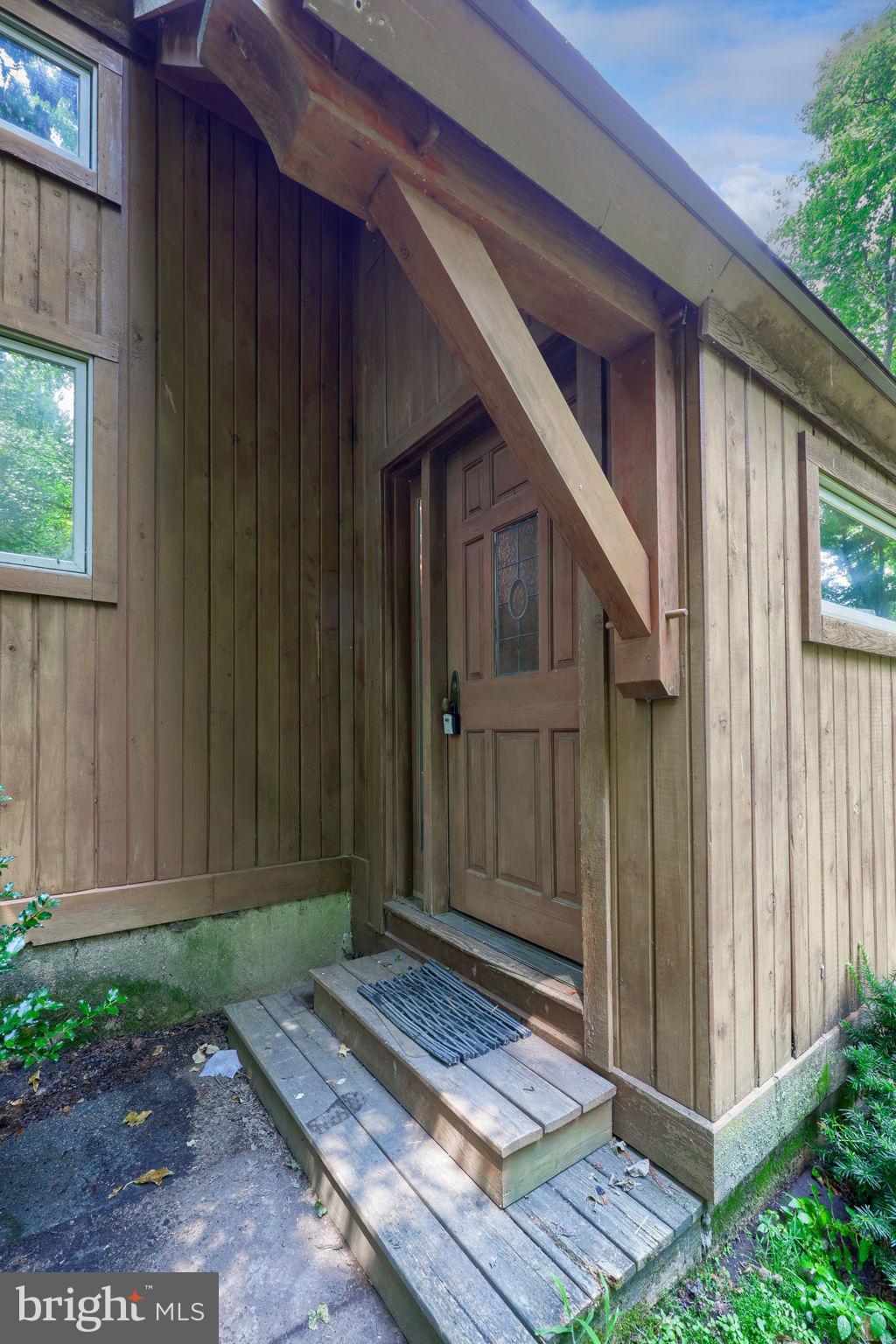 355 ARBOR ROAD