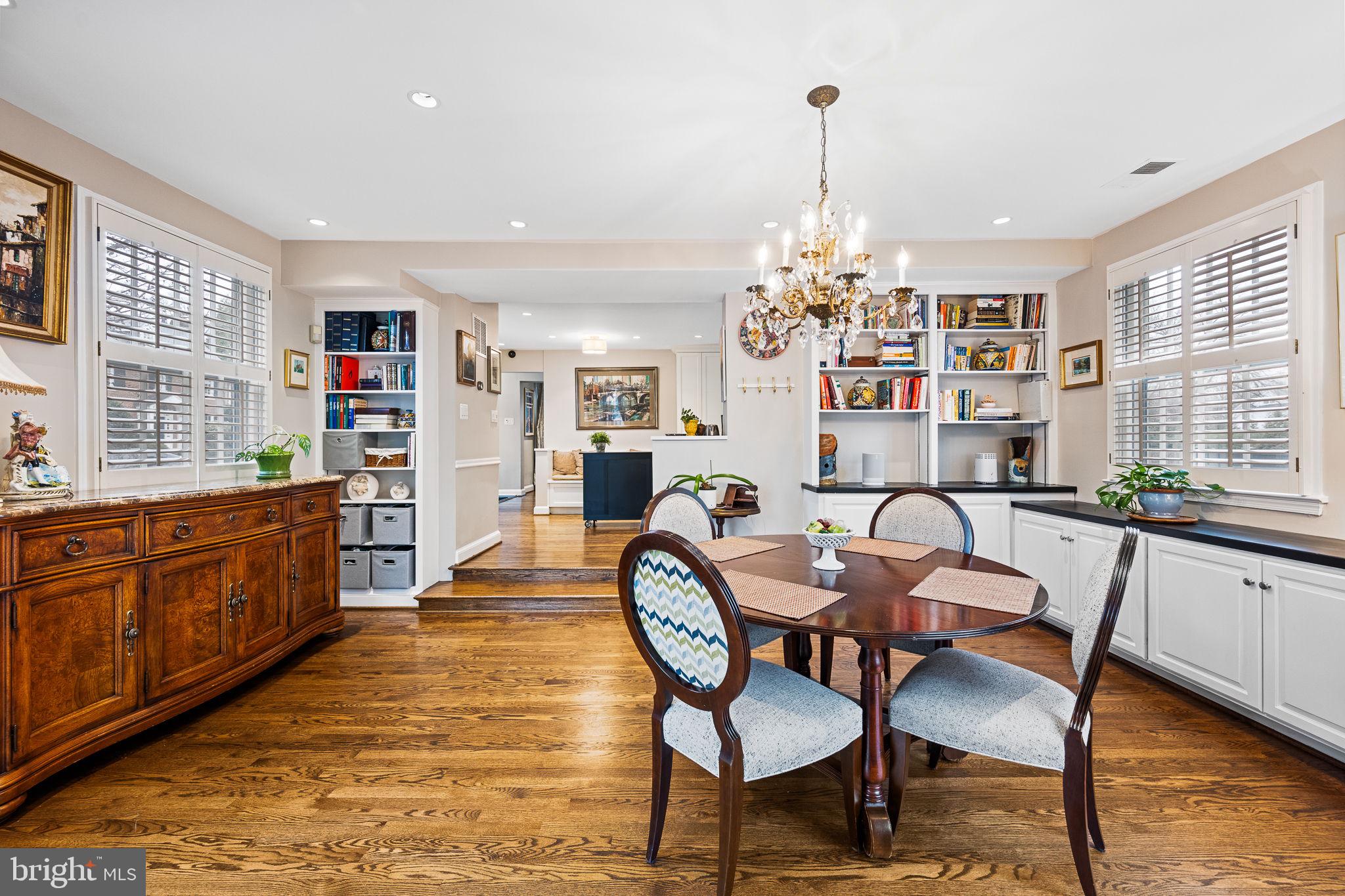 CHEVY CHASE VILLAGE - Residential