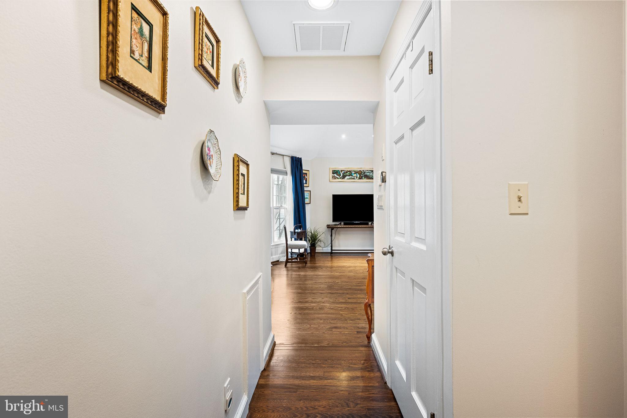 CHEVY CHASE VILLAGE - Residential