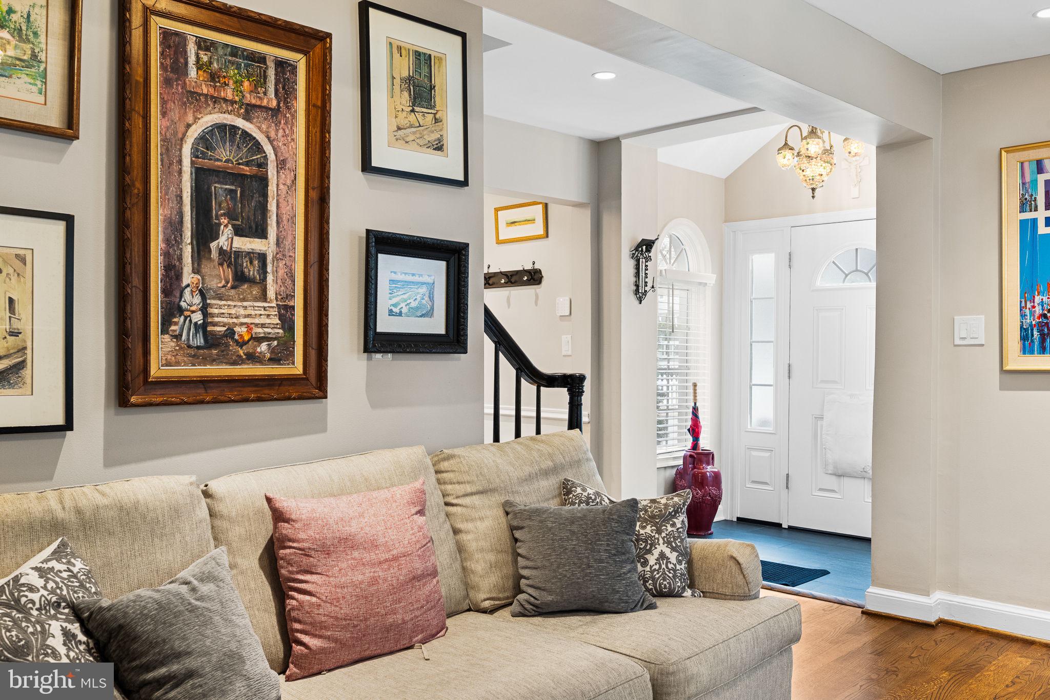 CHEVY CHASE VILLAGE - Residential