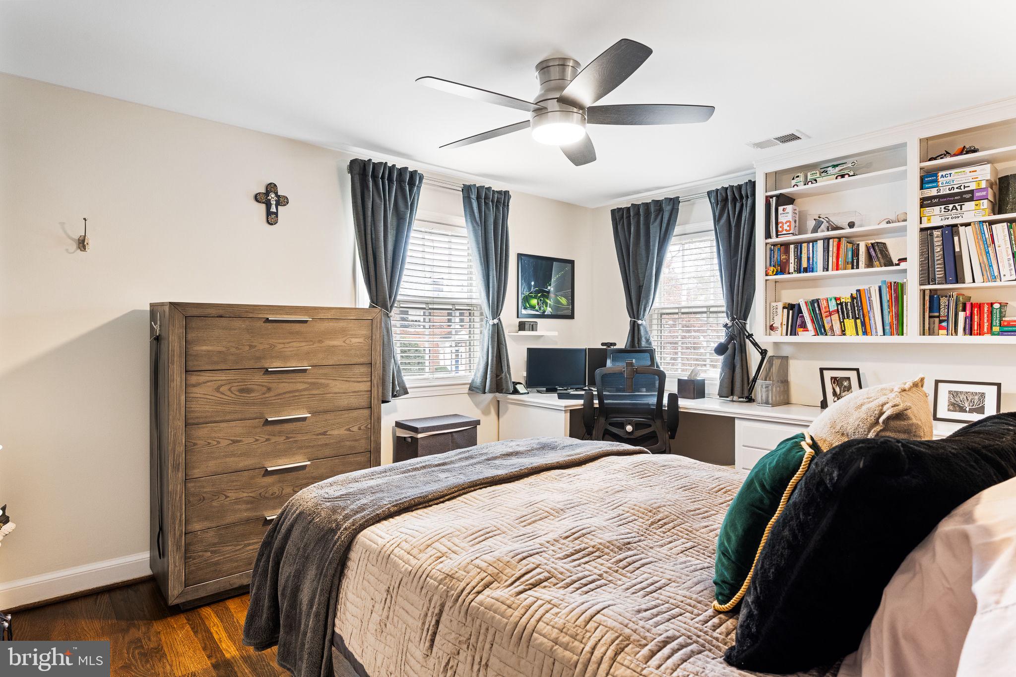 CHEVY CHASE VILLAGE - Residential