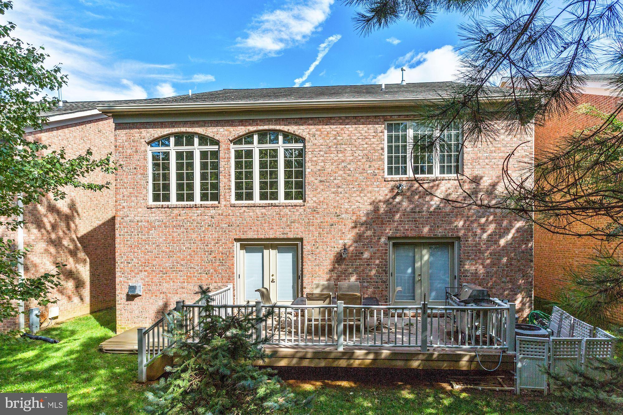 SCOT'S GLEN - Residential