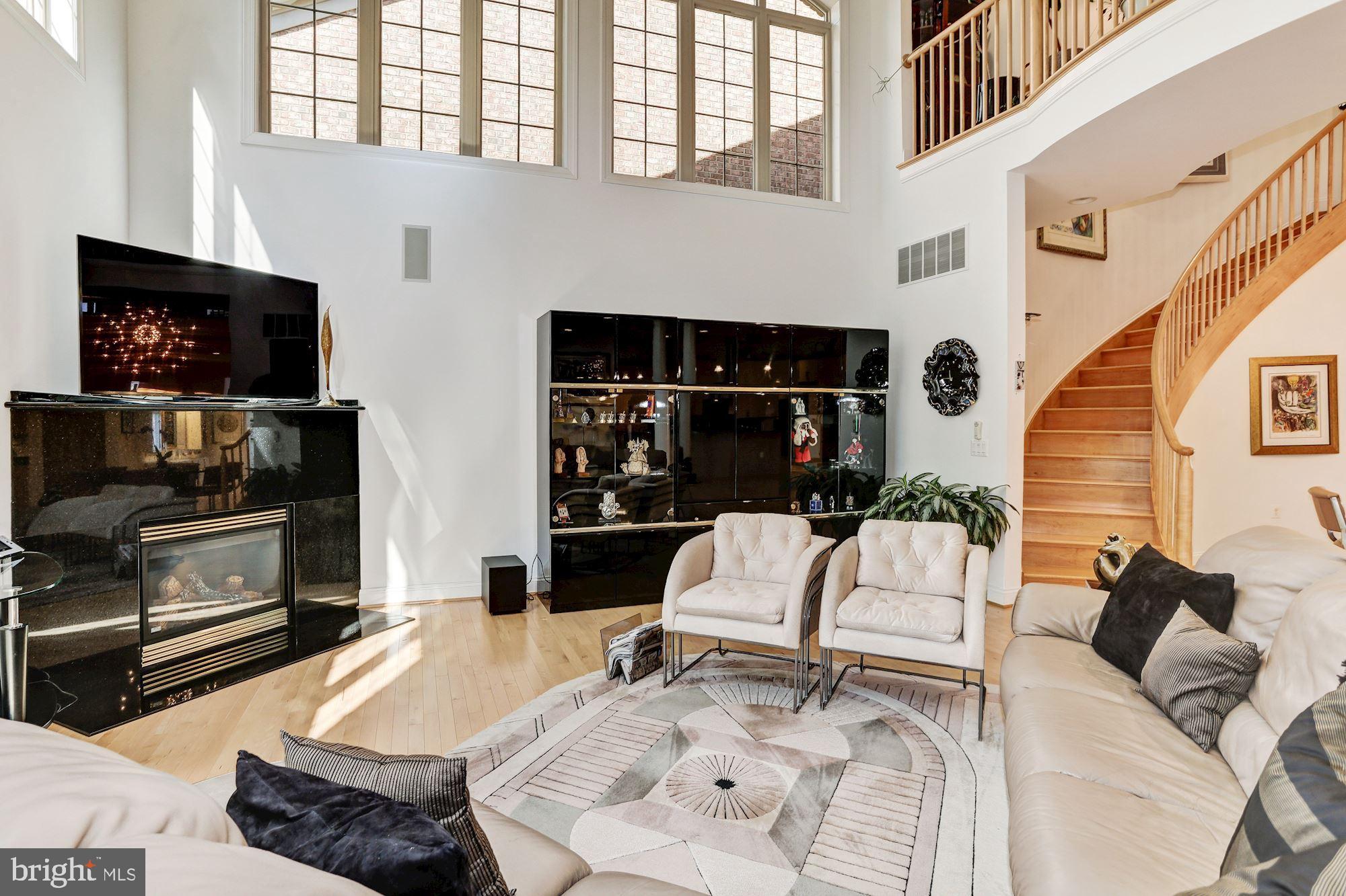 SCOT'S GLEN - Residential