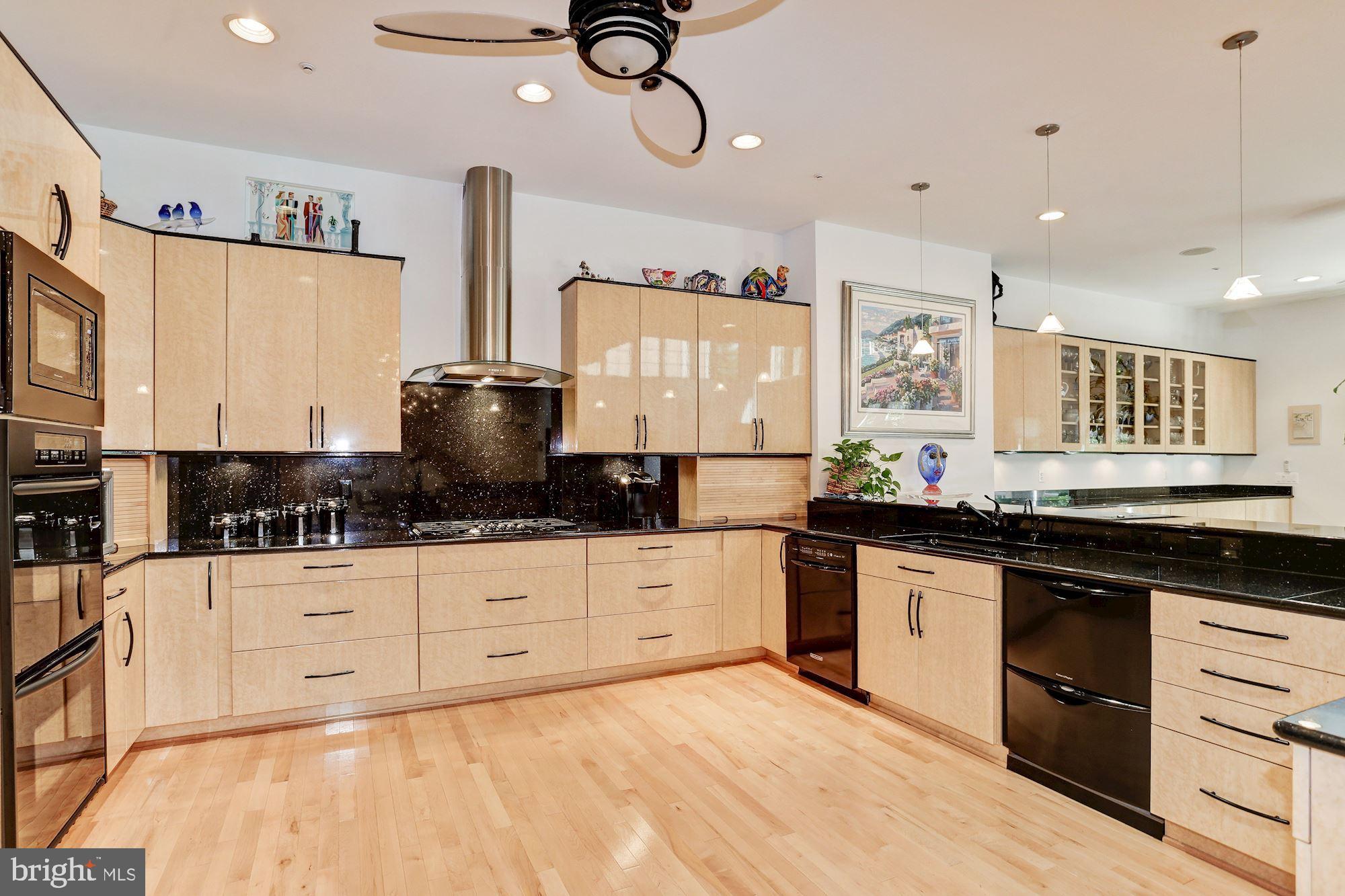 SCOT'S GLEN - Residential