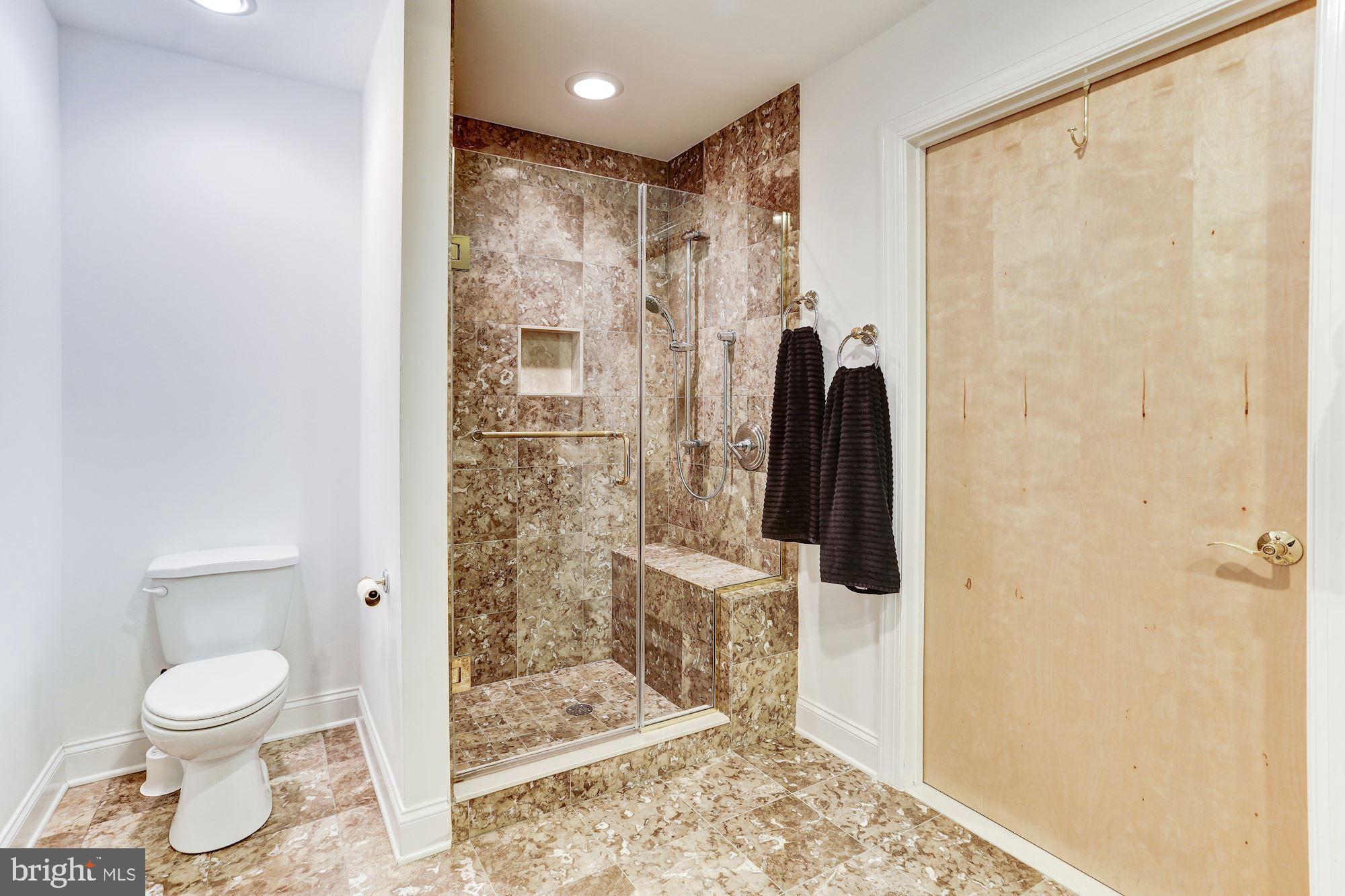 SCOT'S GLEN - Residential