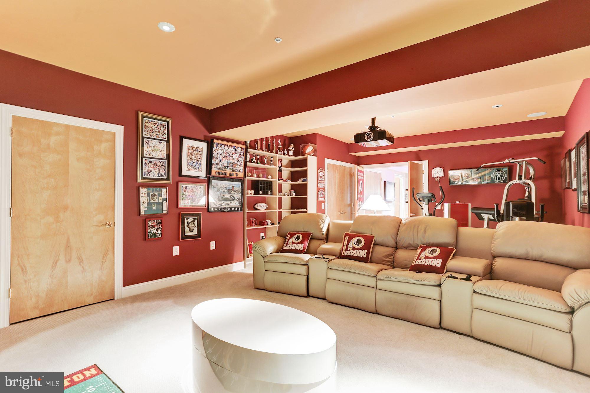 SCOT'S GLEN - Residential