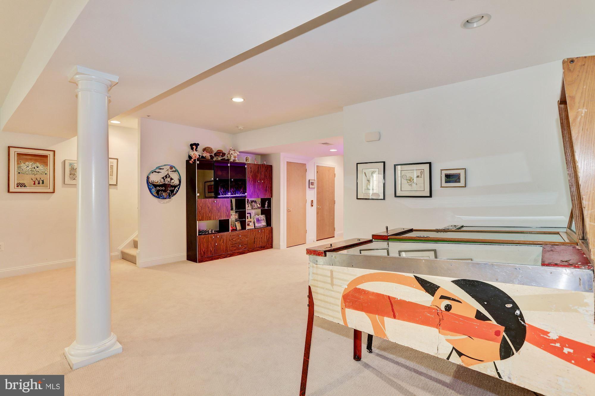 SCOT'S GLEN - Residential