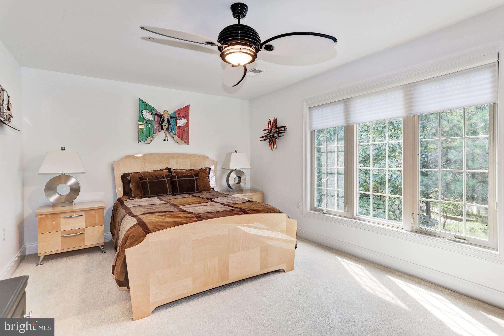 SCOT'S GLEN - Residential