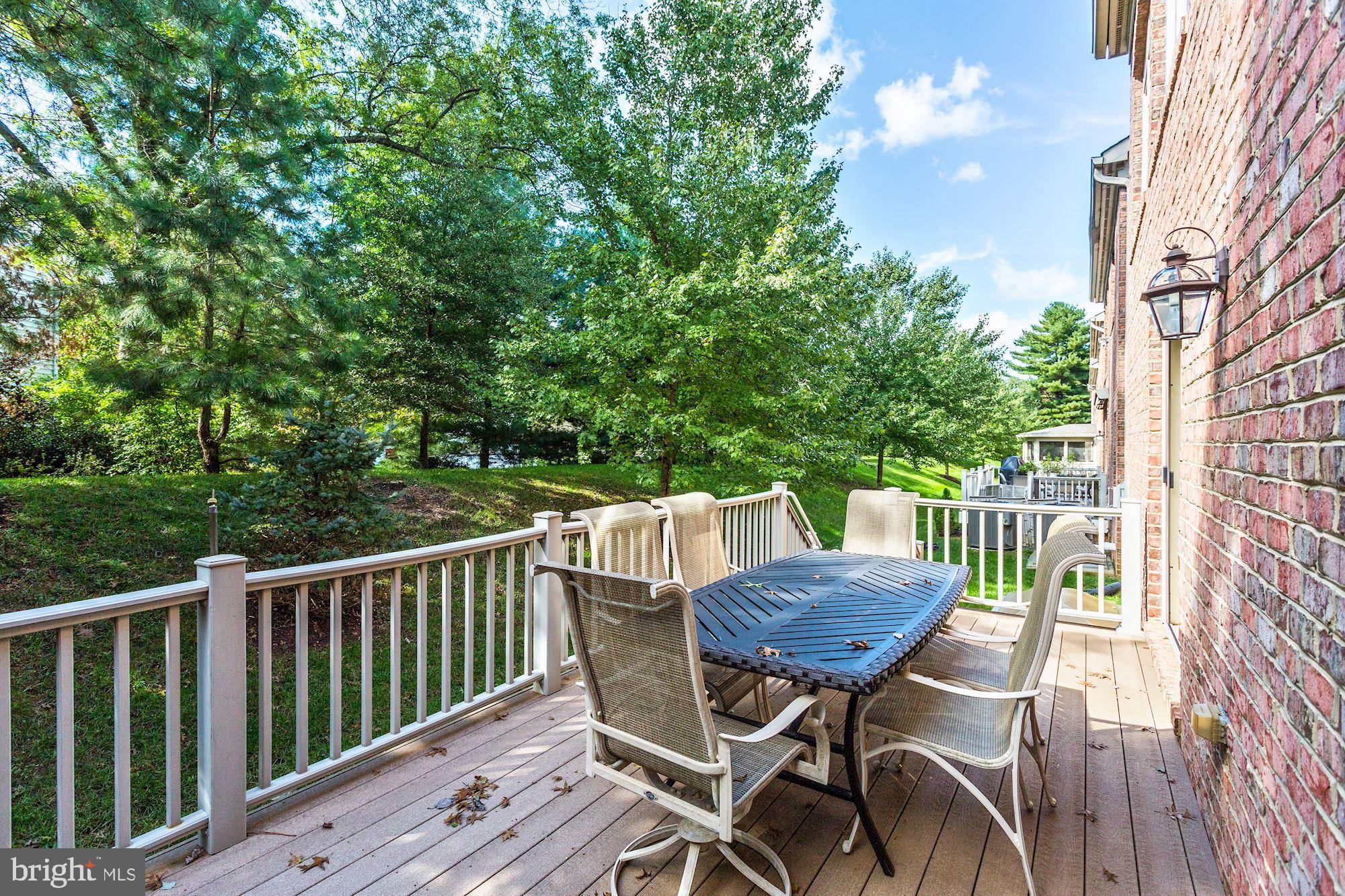 SCOT'S GLEN - Residential