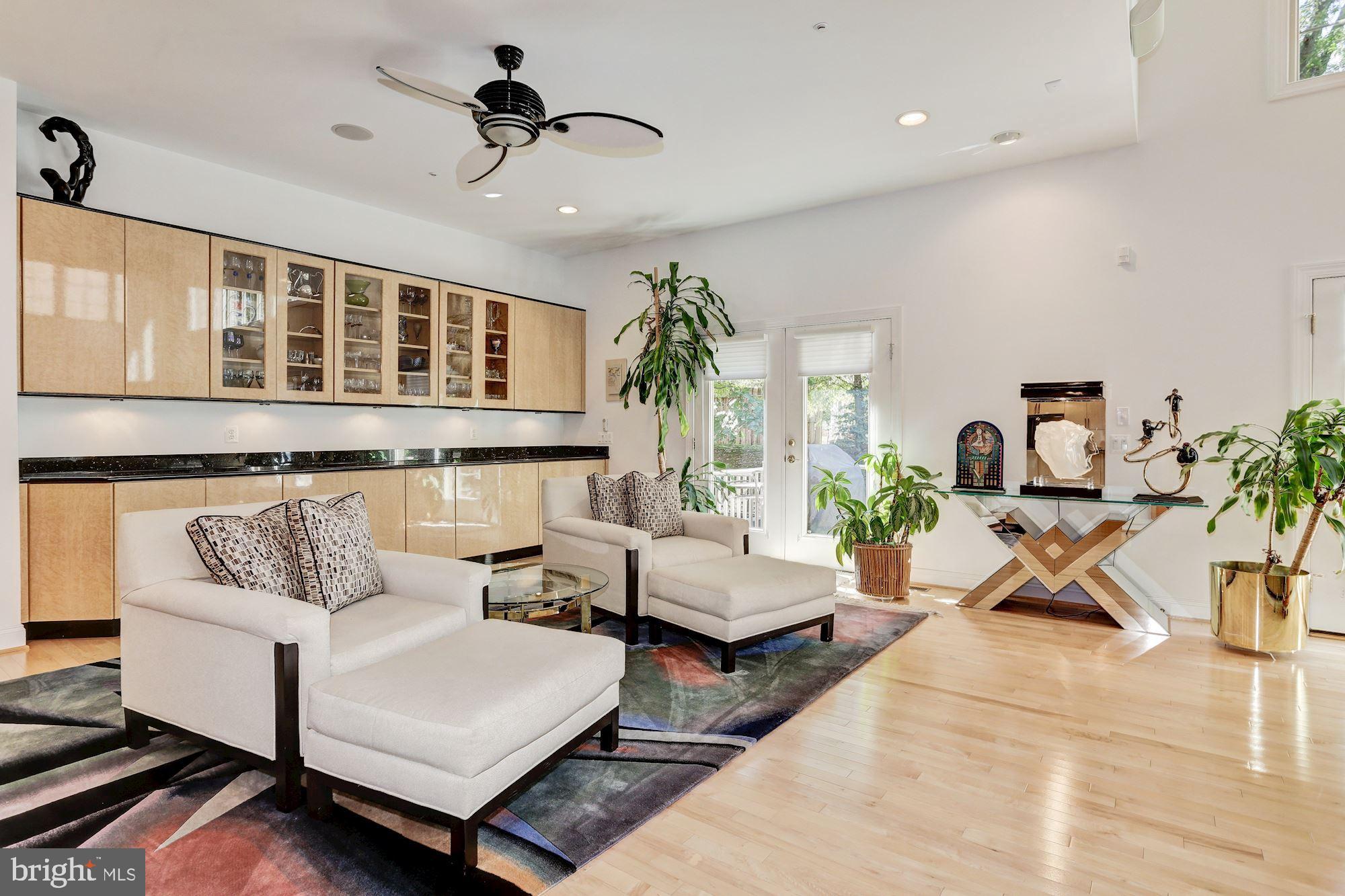 SCOT'S GLEN - Residential