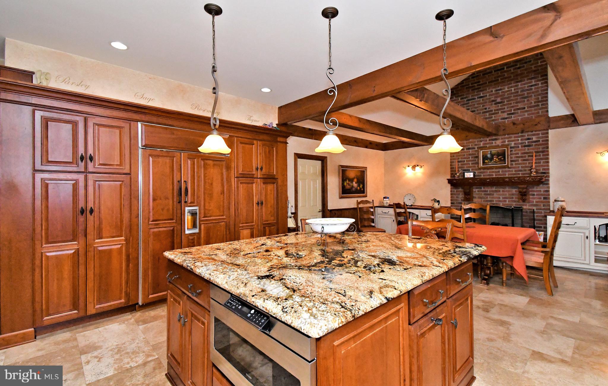 GWYNEDD KNOLL - Residential