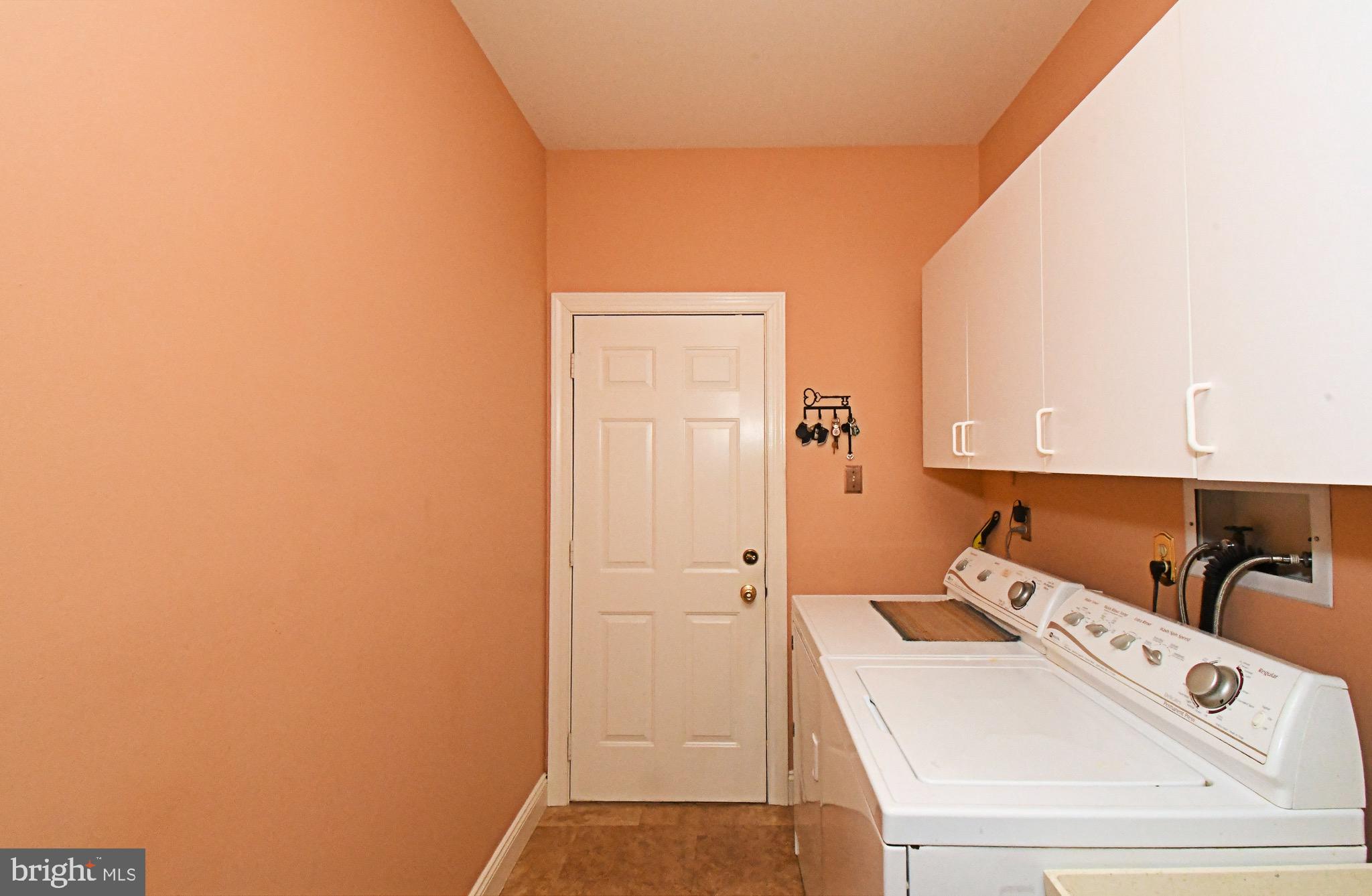 GWYNEDD KNOLL - Residential