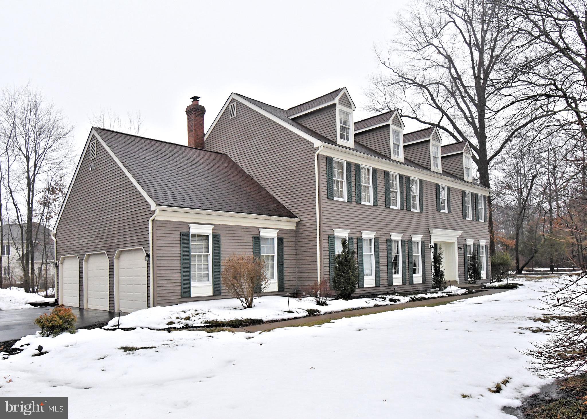 GWYNEDD KNOLL - Residential