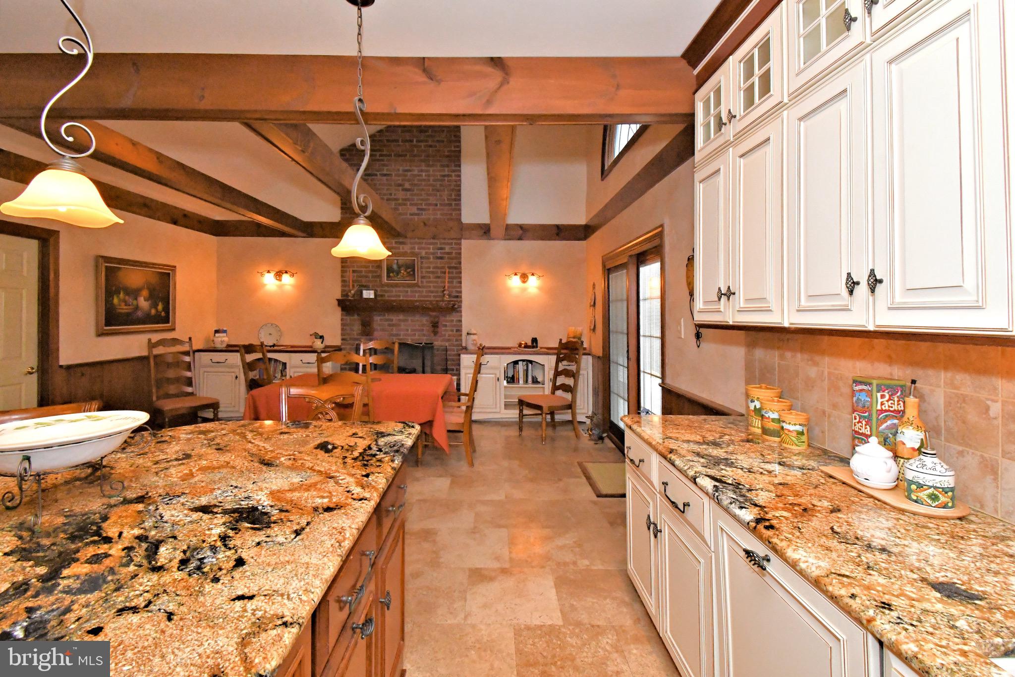 GWYNEDD KNOLL - Residential