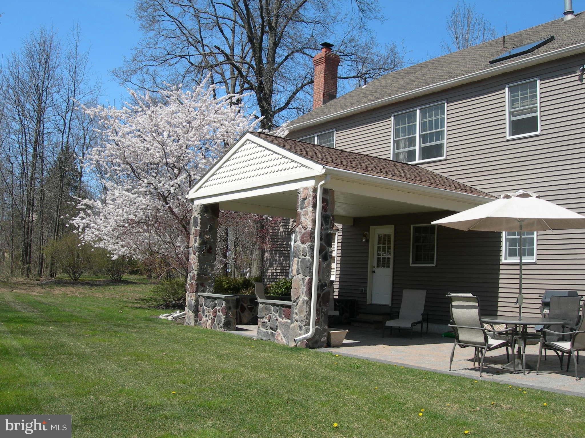 GWYNEDD KNOLL - Residential