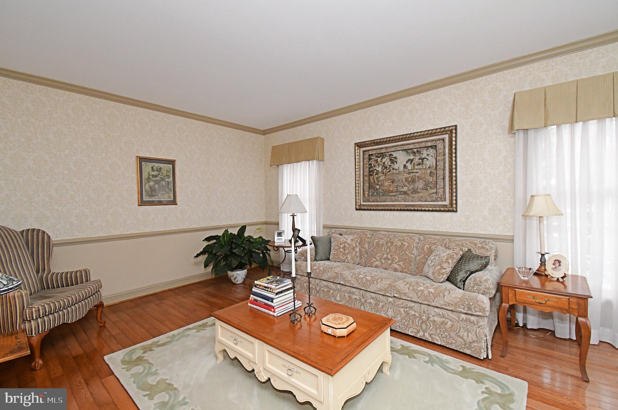 GWYNEDD KNOLL - Residential