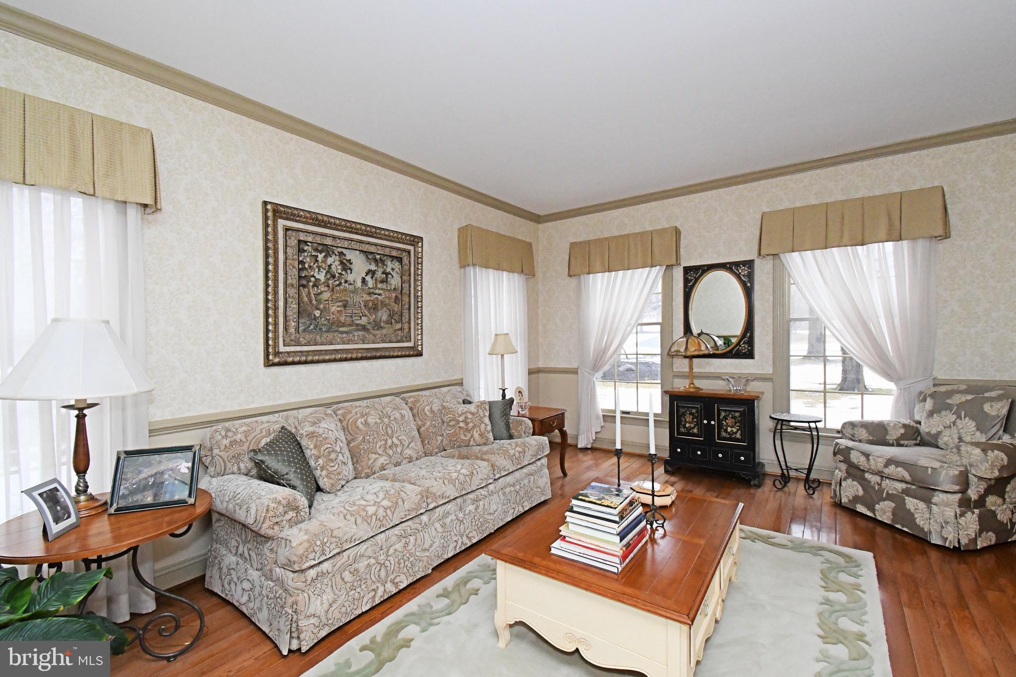 GWYNEDD KNOLL - Residential