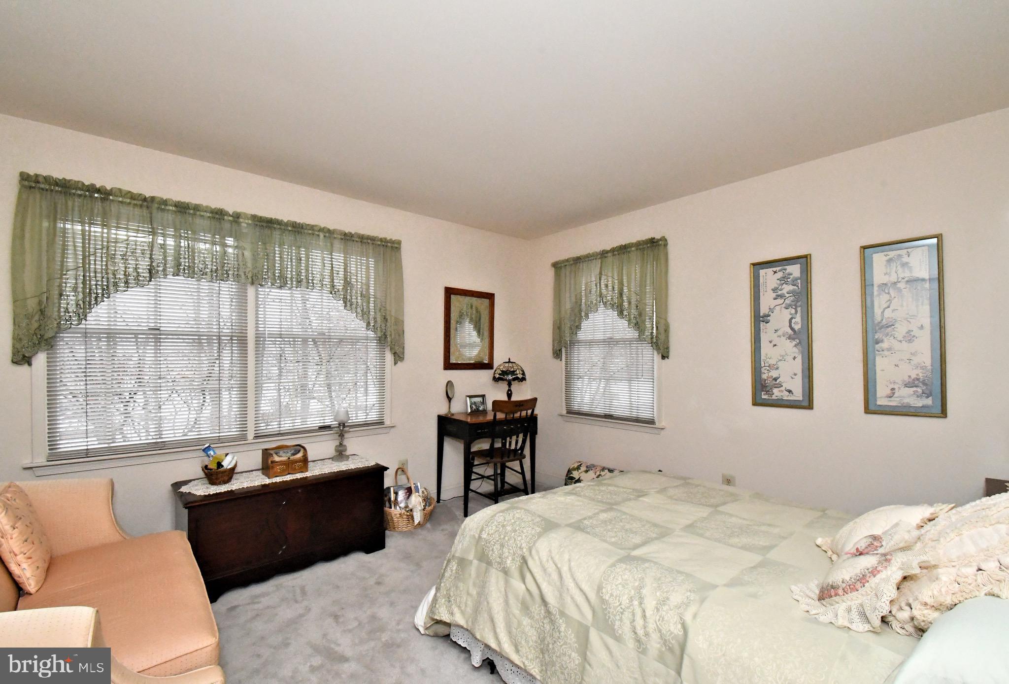 GWYNEDD KNOLL - Residential