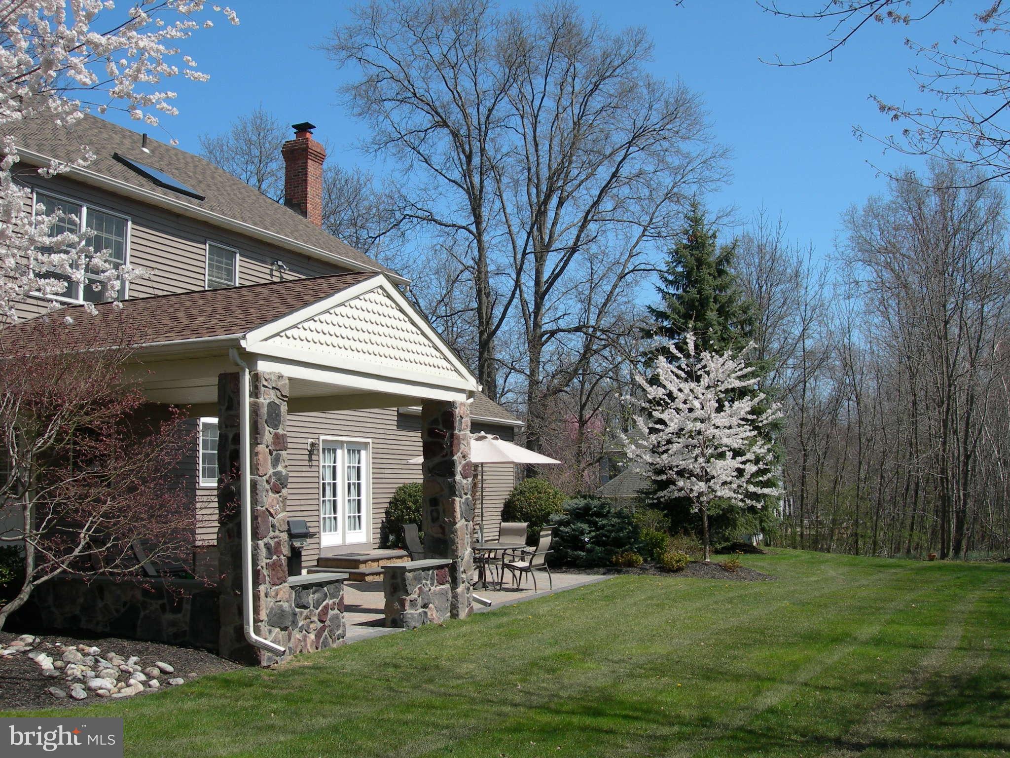 GWYNEDD KNOLL - Residential